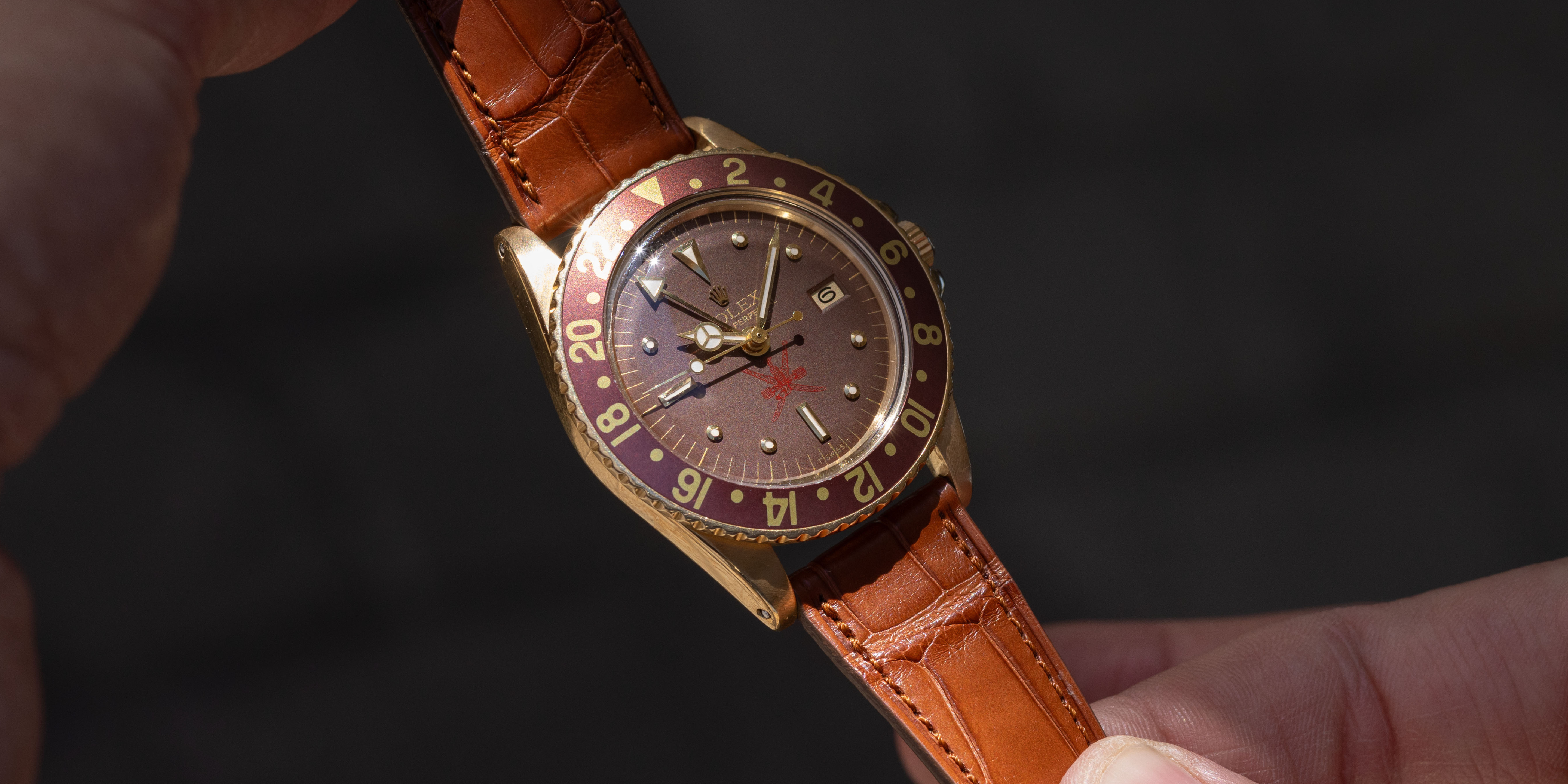 The Grail Gold GMT-Master, a unqiue Khanjar 1675/8