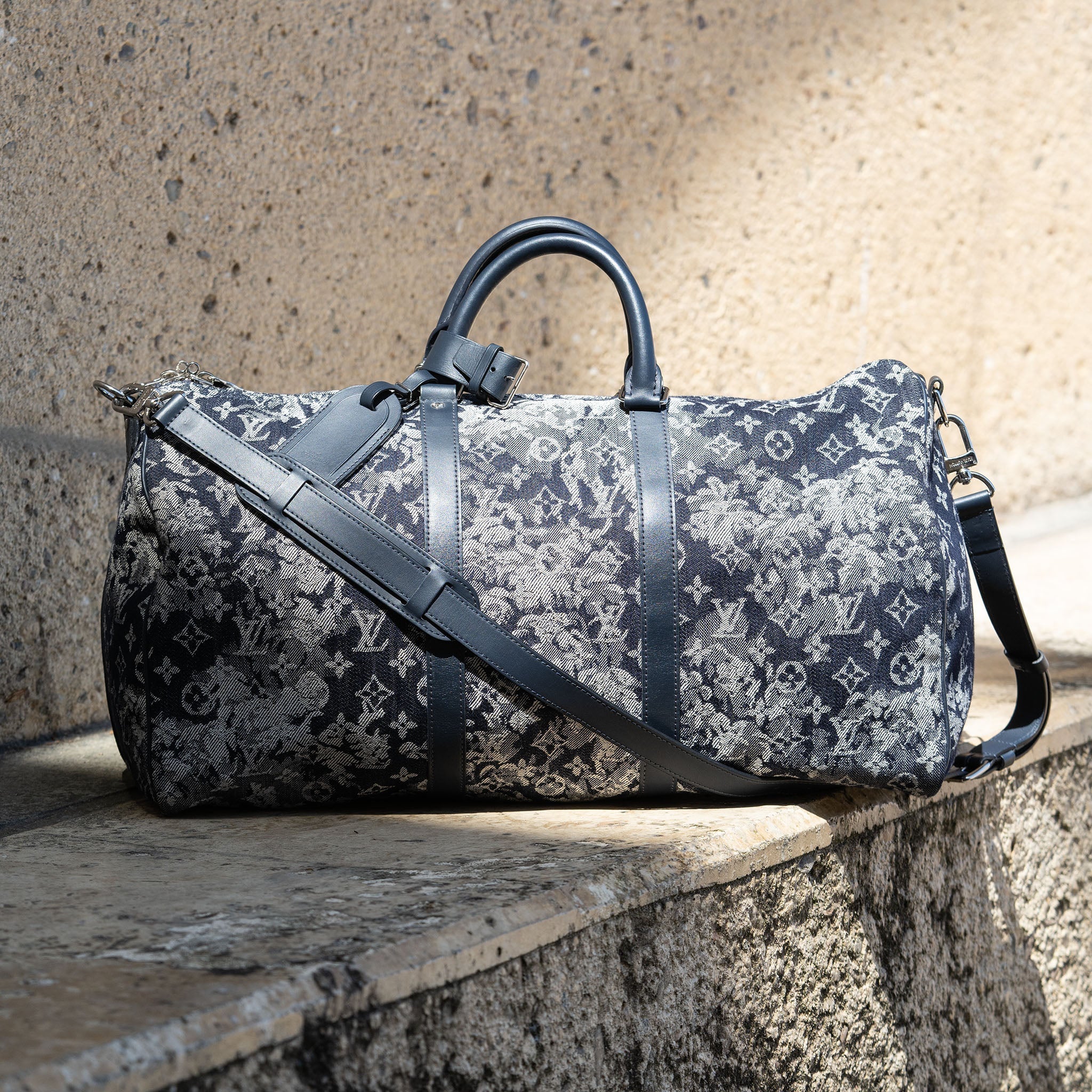 Rare Limited Edition Louis Vuitton Bleu Tapestry Monogram Keepall 50