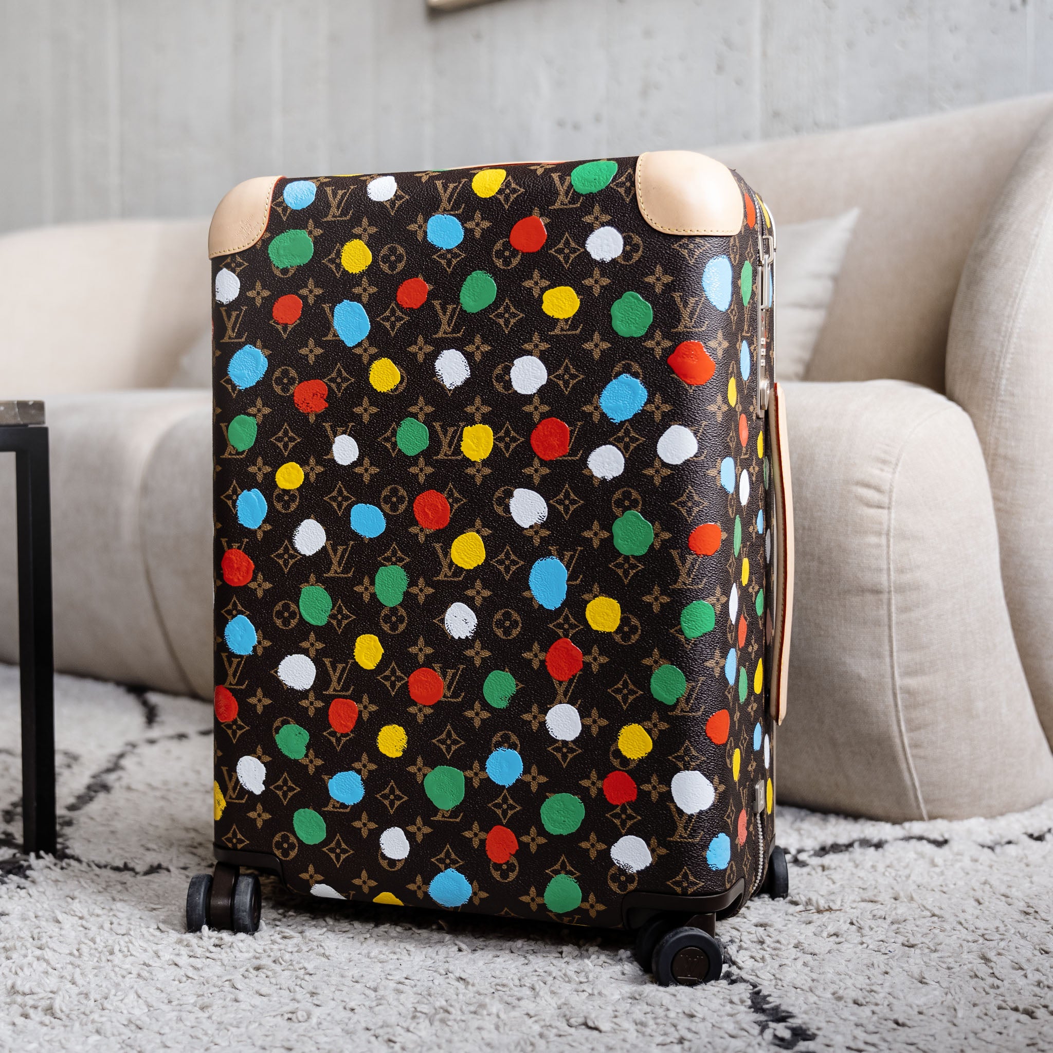 Louis Vuitton Yayoi Kusama Painted Dots Horizon Suitcase (55cm) Dark brown