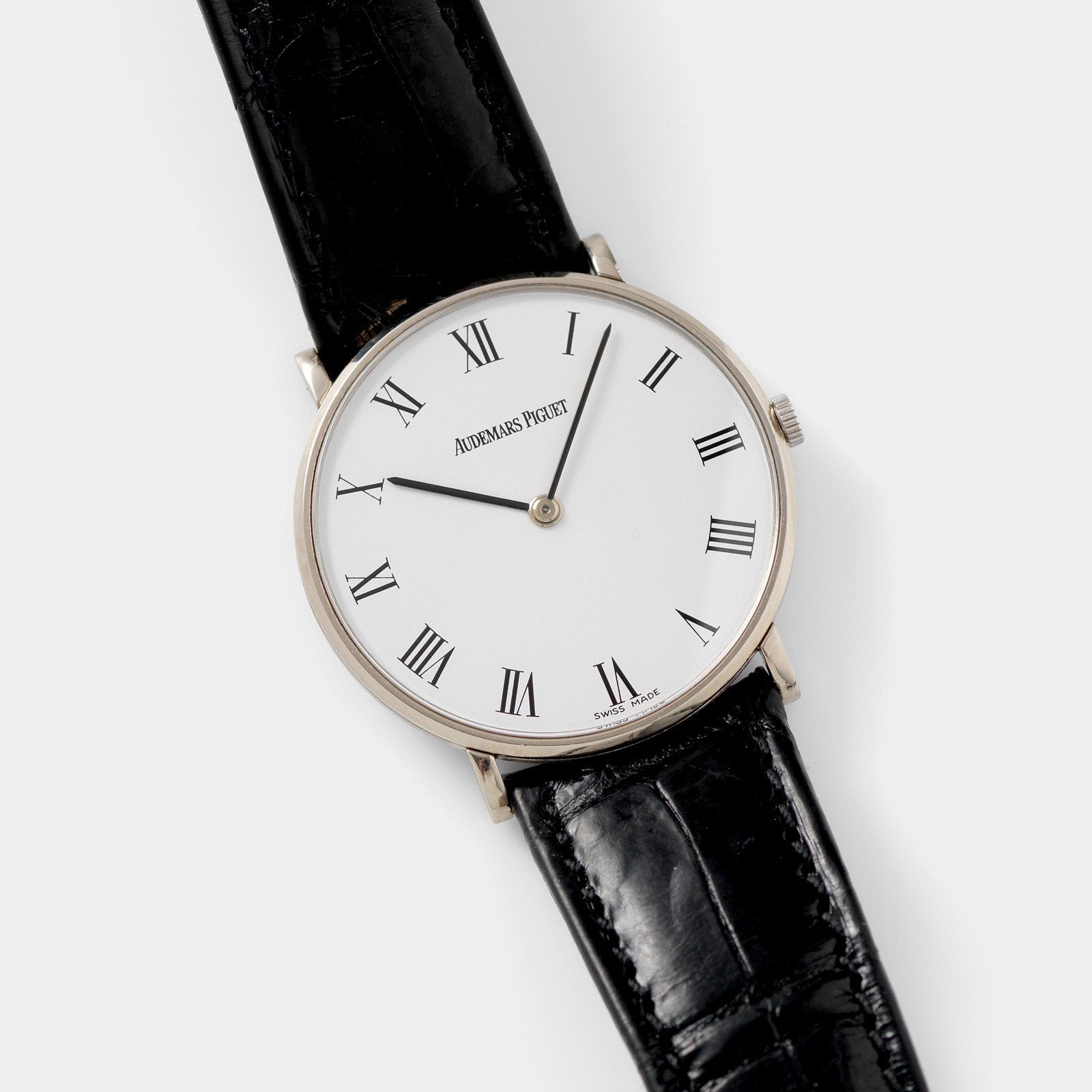 white gold dress watch Classic Vegan Automatic Swiss-Made White Gold Executive Dress Watch 16146415V main image 0