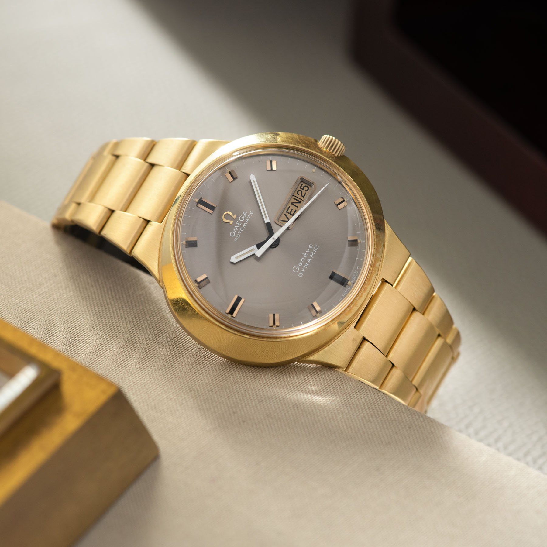 Omega Dynamic Yellow Gold Grey Dial Ref