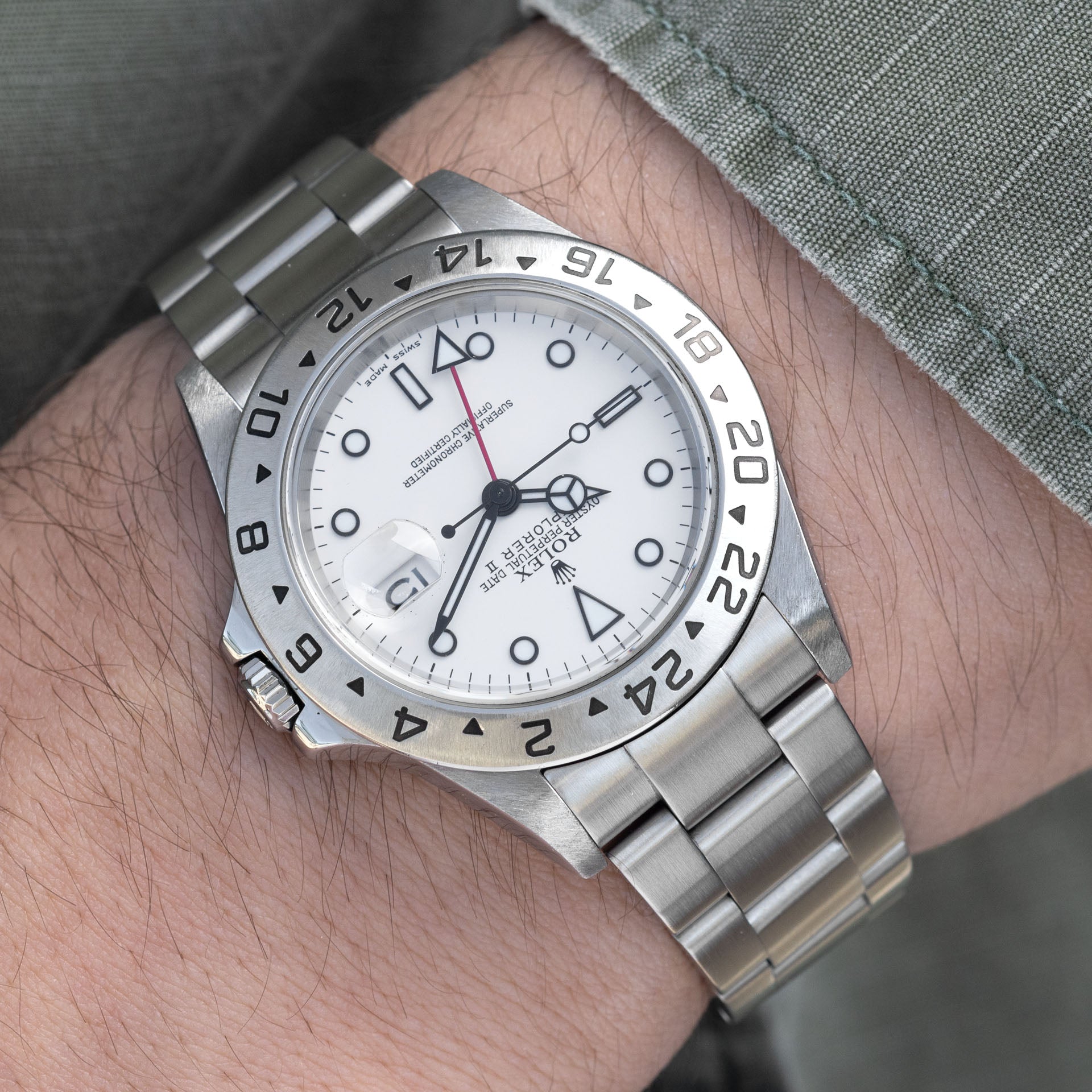 Rolex Explorer 16570 White Dial No-Lug-Hole Case
