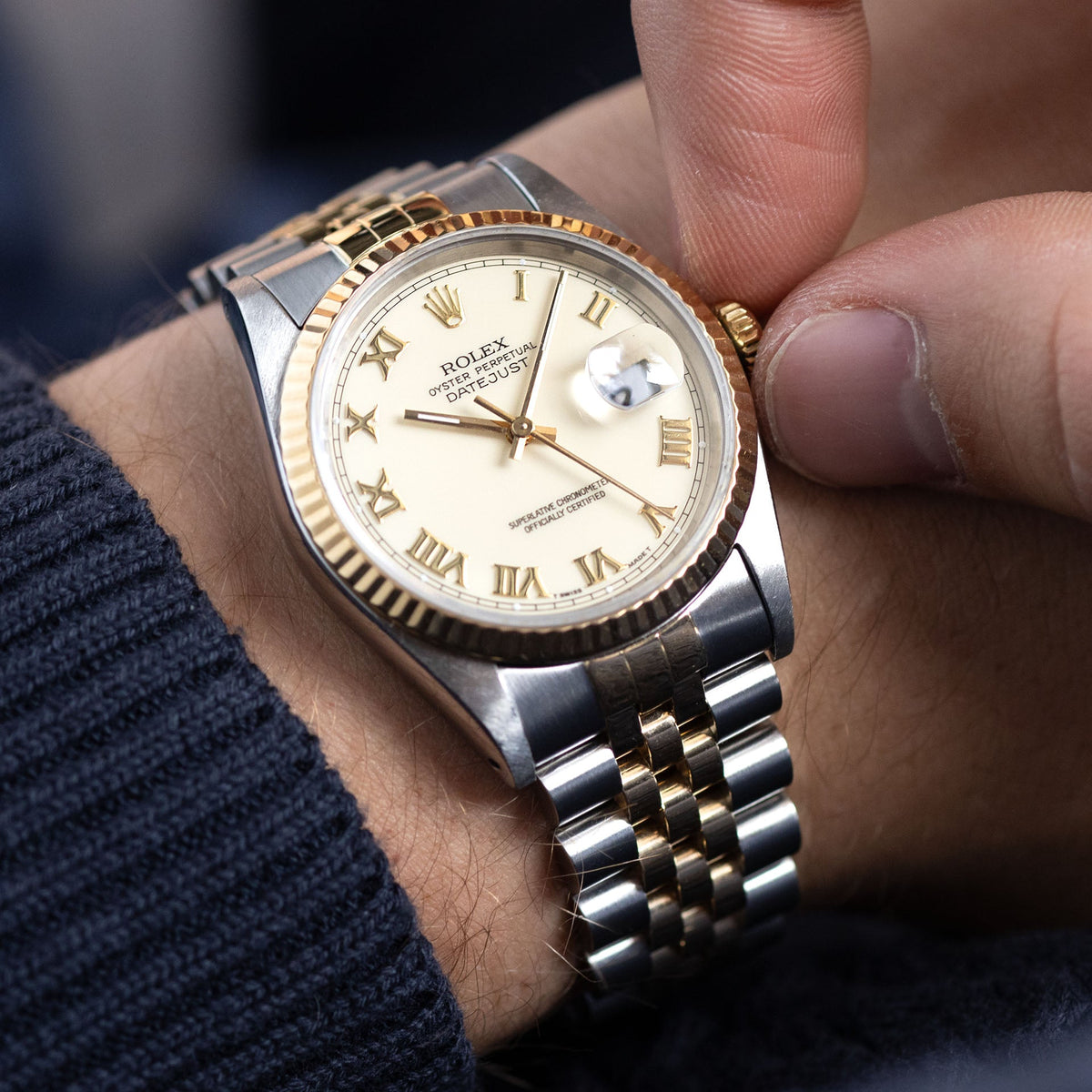 Classic Gold Watch Face with Cream Dial Raymond Weil Vintage 9155 Cream Roman Numeral Dial 18k Gold  main image 4
