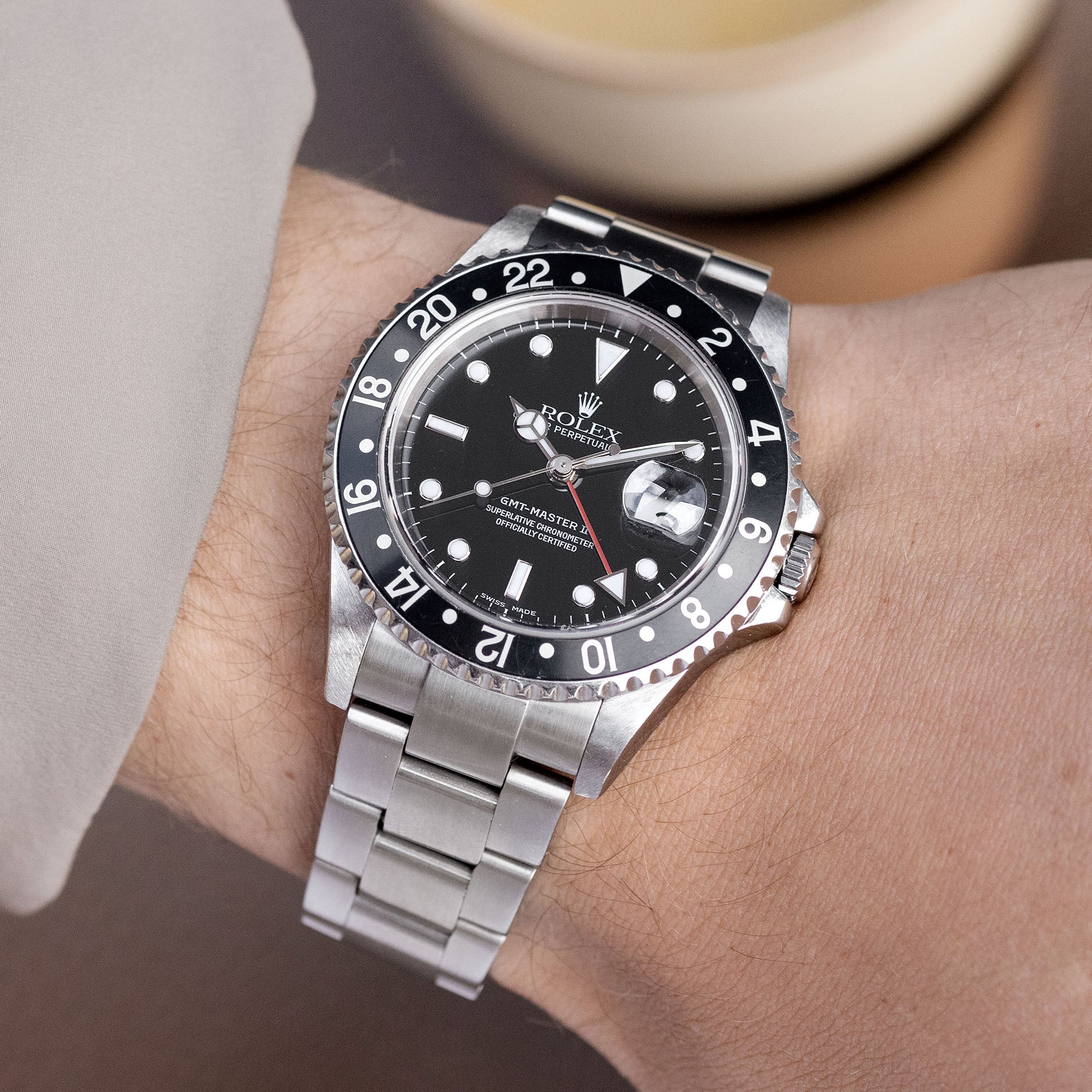 Rolex GMT-Master 16710 Black Serif Bezel SWISS MADE Dial