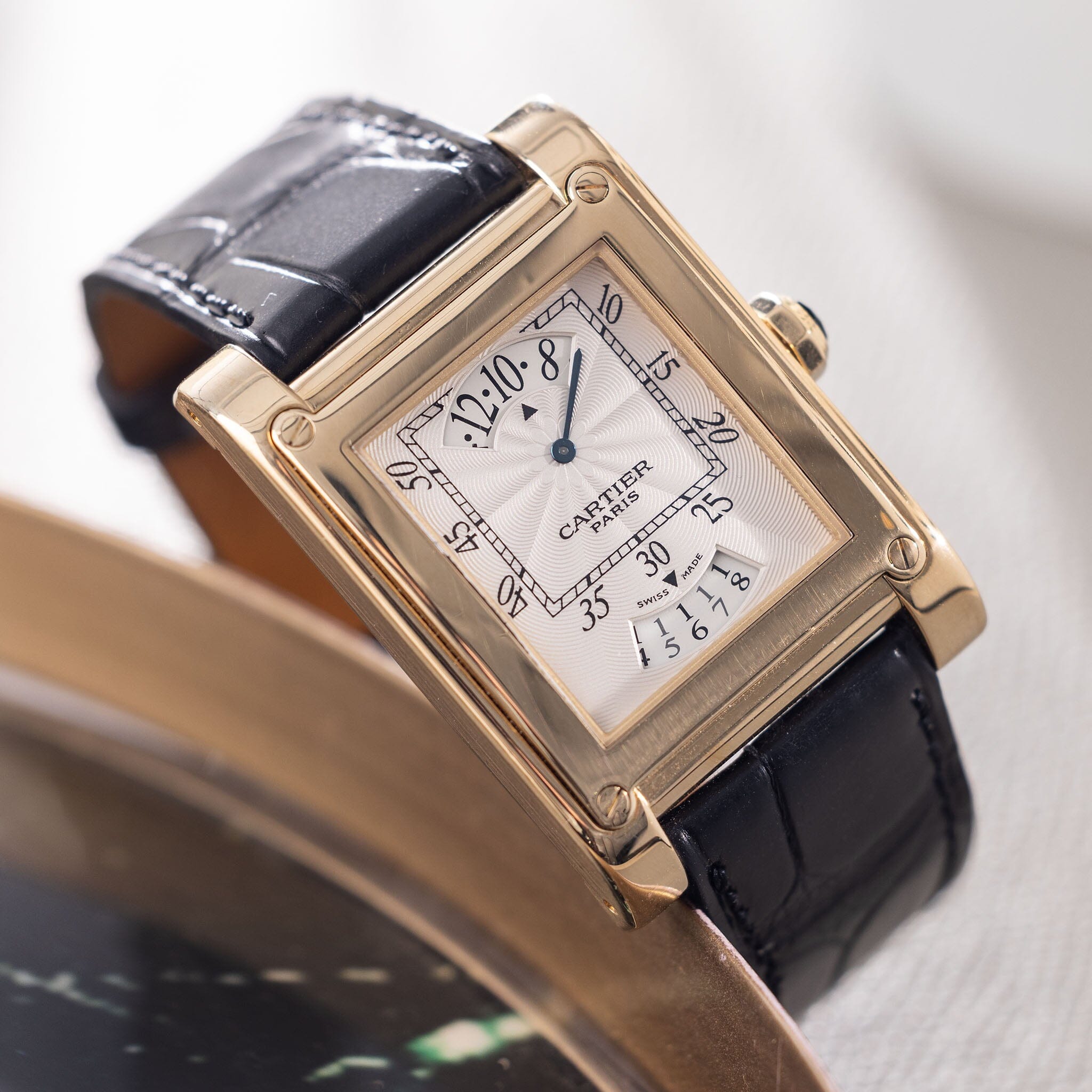20 best square watches 2023: Cartier to Apple