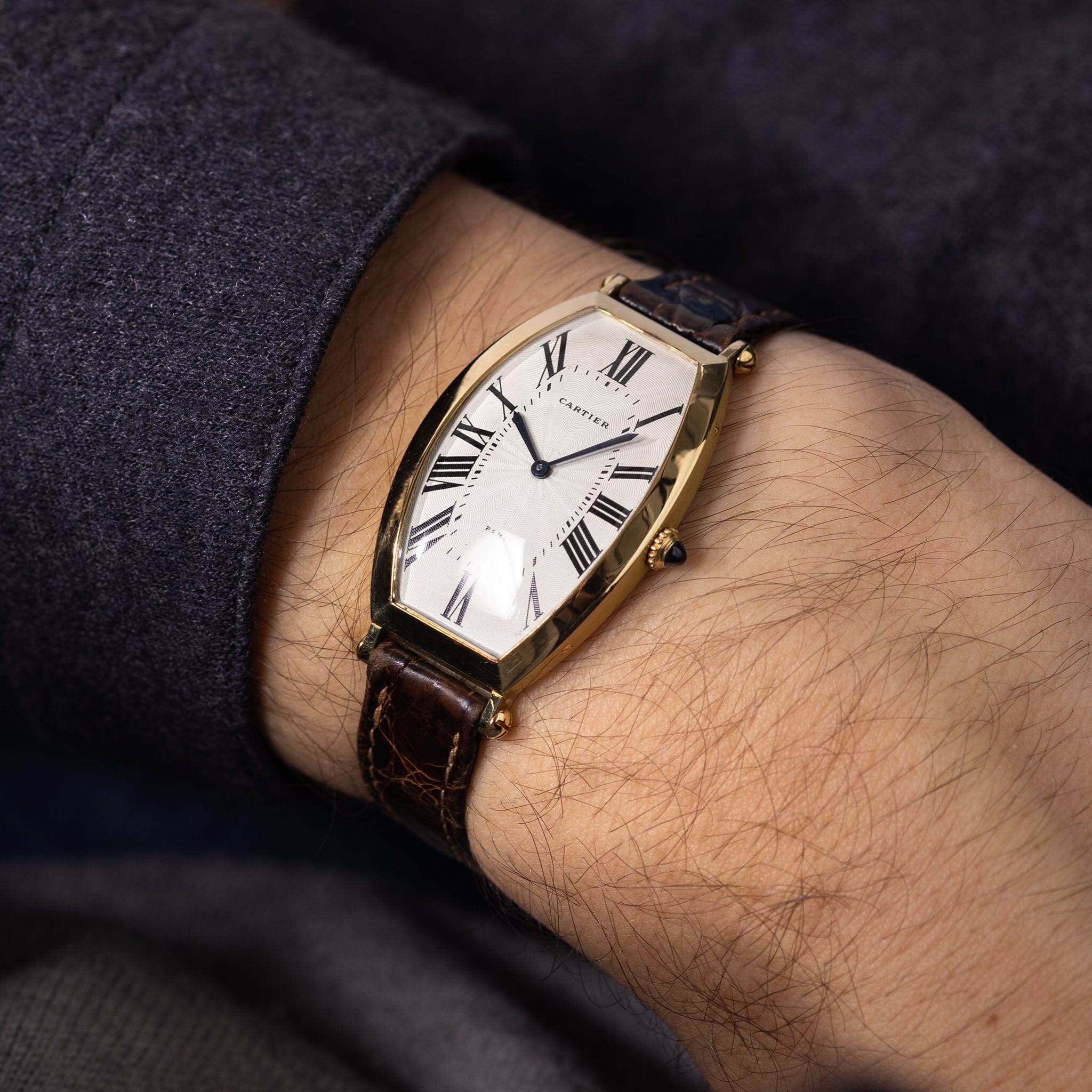 Cartier shop tonneau watch