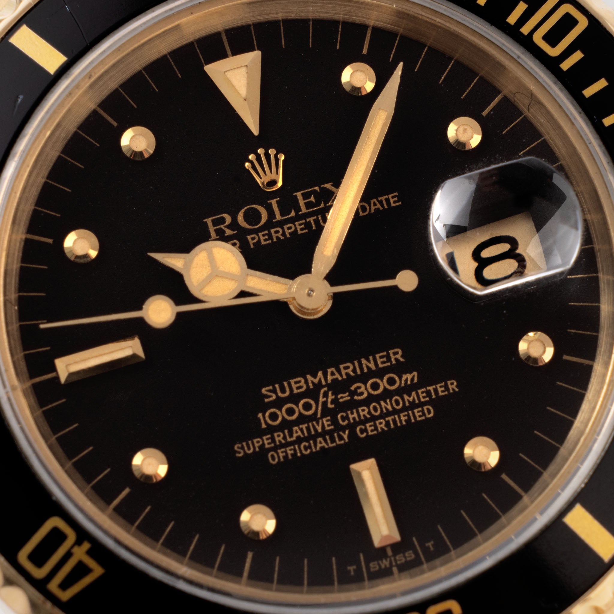 Rolex Submariner Date in 18k gold ref. 16808 with black nipple dial Box and Papers