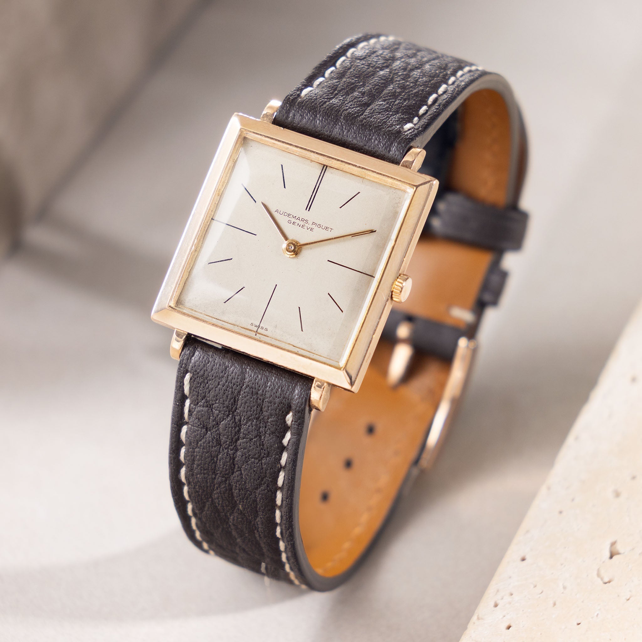 Audemars Piguet Ultra-thin Square Dresswatch in 18k rose gold