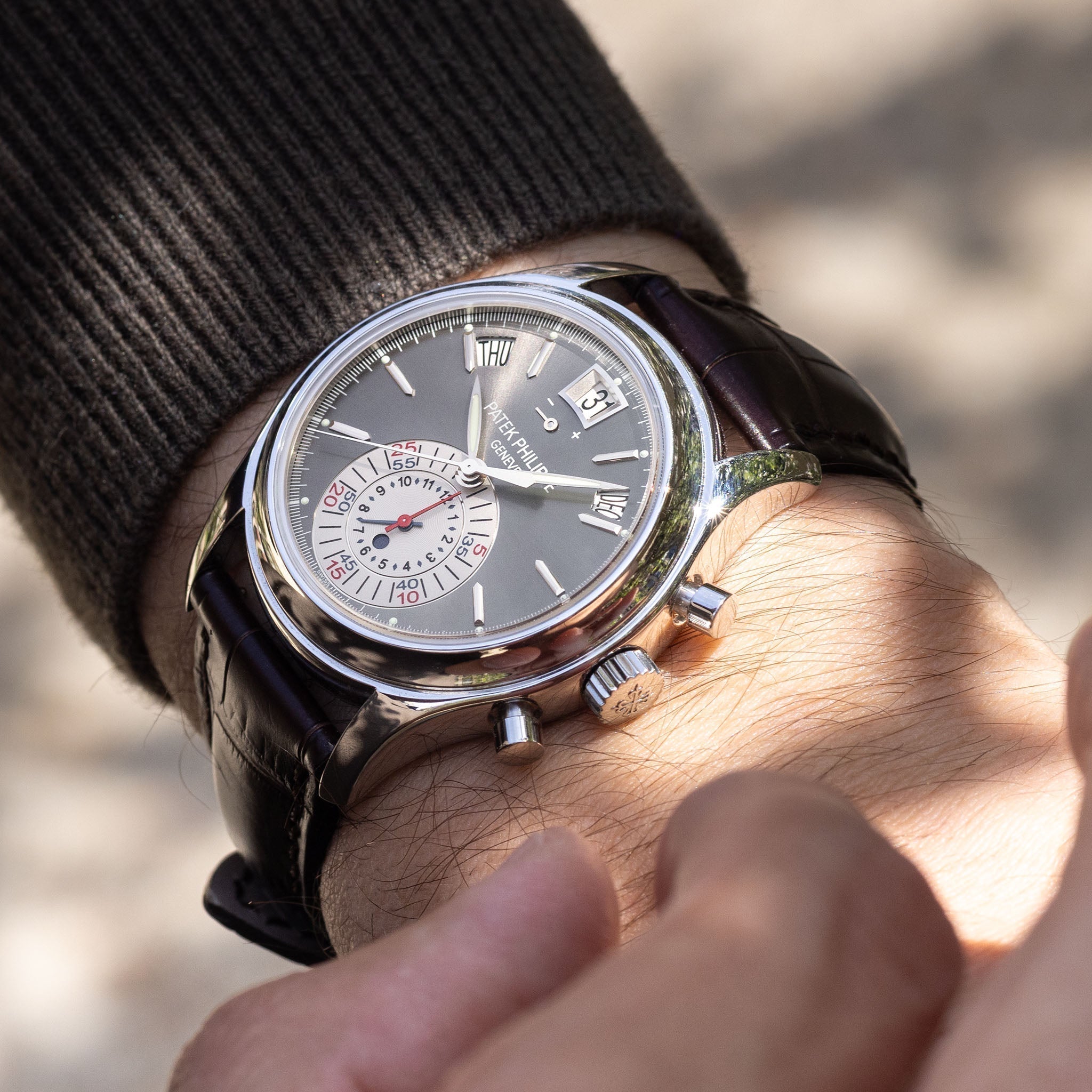 Patek Philippe Annual Calendar Flyback Chronograph 5960P in Platinum Execution Grey dial Full Set