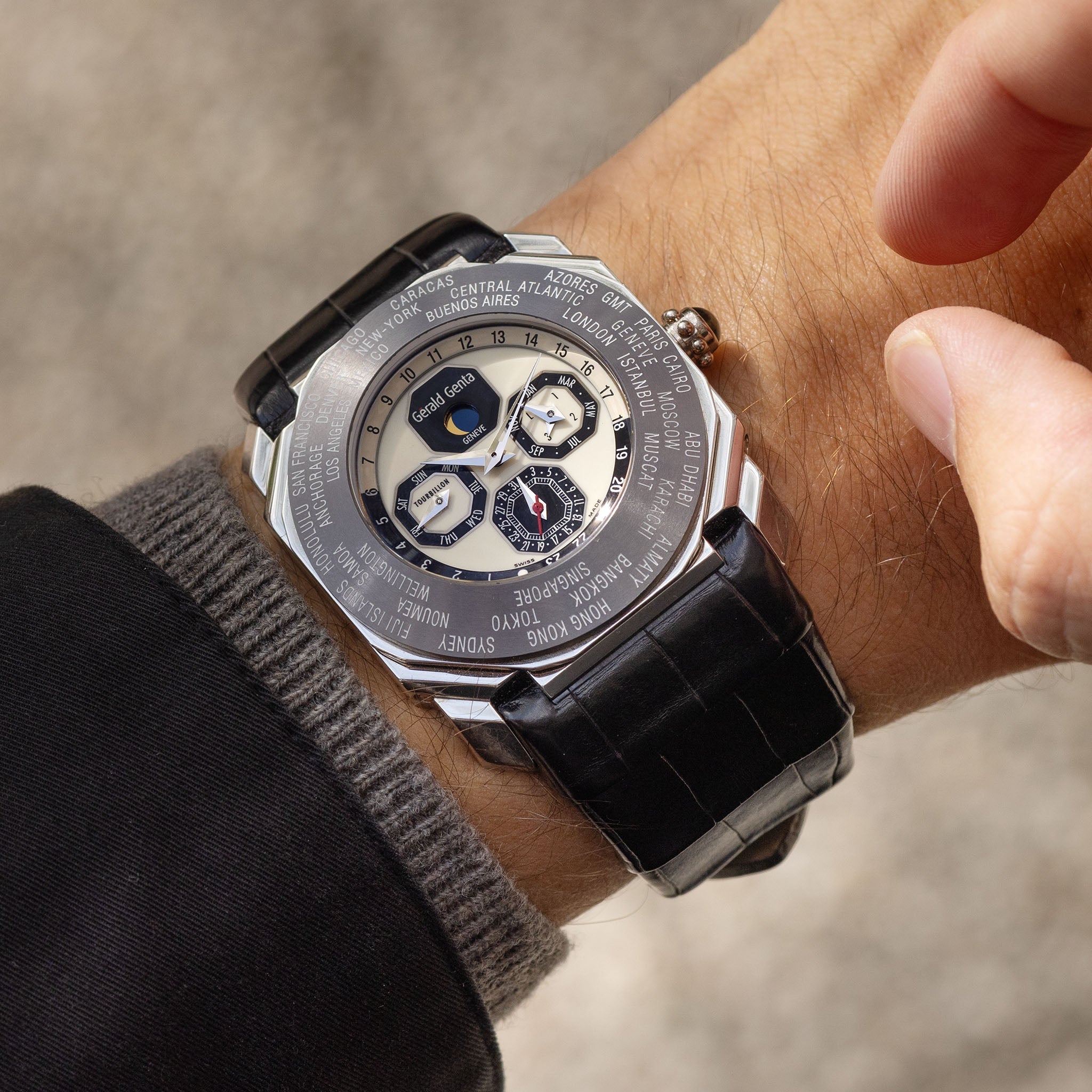 Gérald Genta Octo Perpetual Calendar Moonphase World-time GMT Tourbill