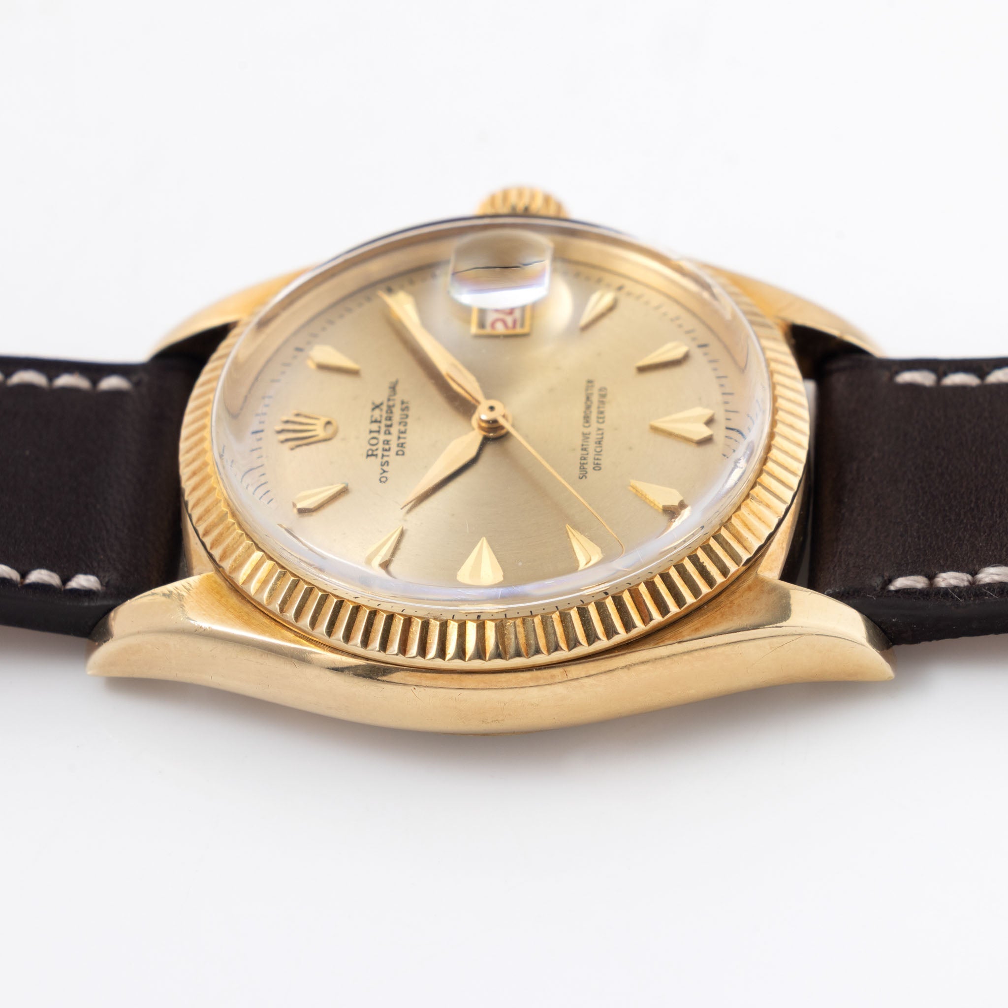 Rolex Datejust 6605 Circular Finished Champagne Dial in 14k yellow gold