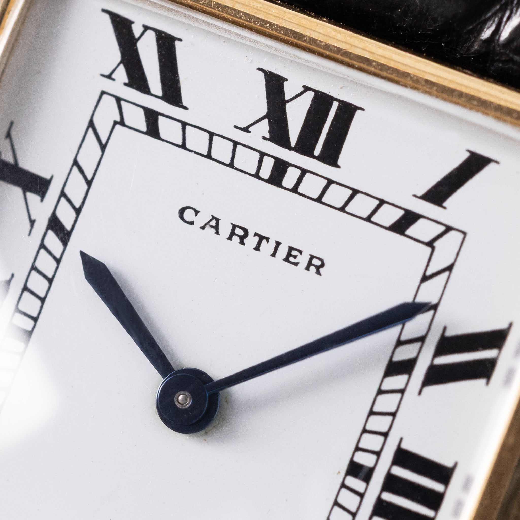 Cartier Tank Louis Rare Jaeger Movement in 18k yellow gold Paris Dial Pre-merger