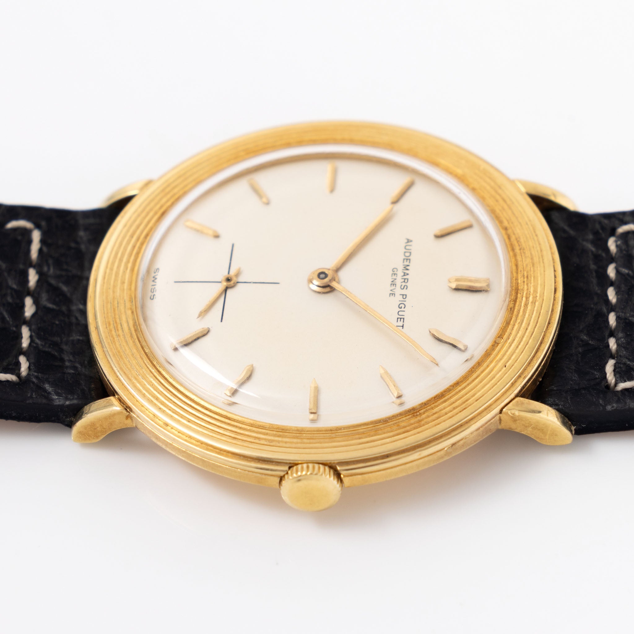 Audemars Piguet Disco volante in 18 k yellow gold