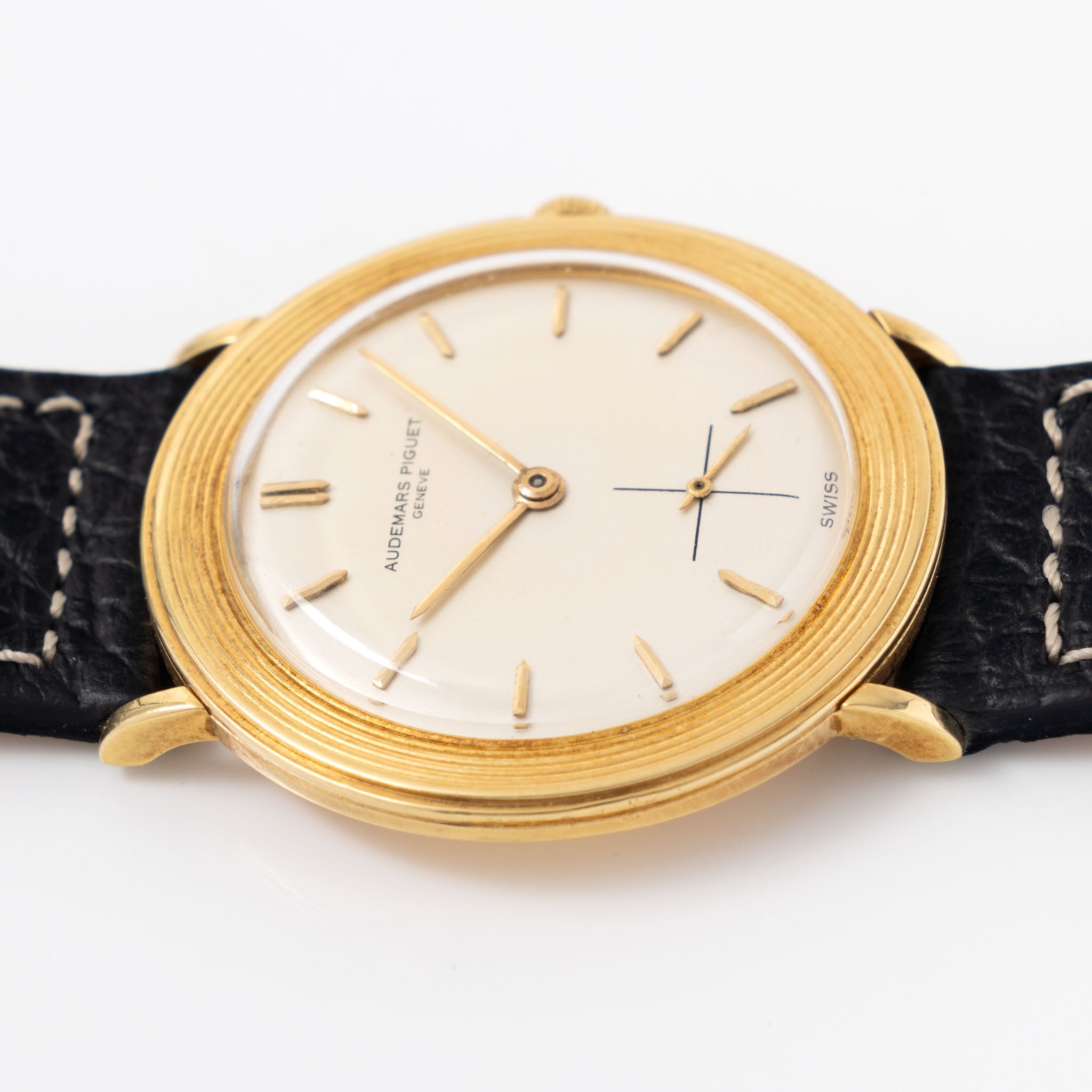 Audemars Piguet Disco volante in 18 k yellow gold