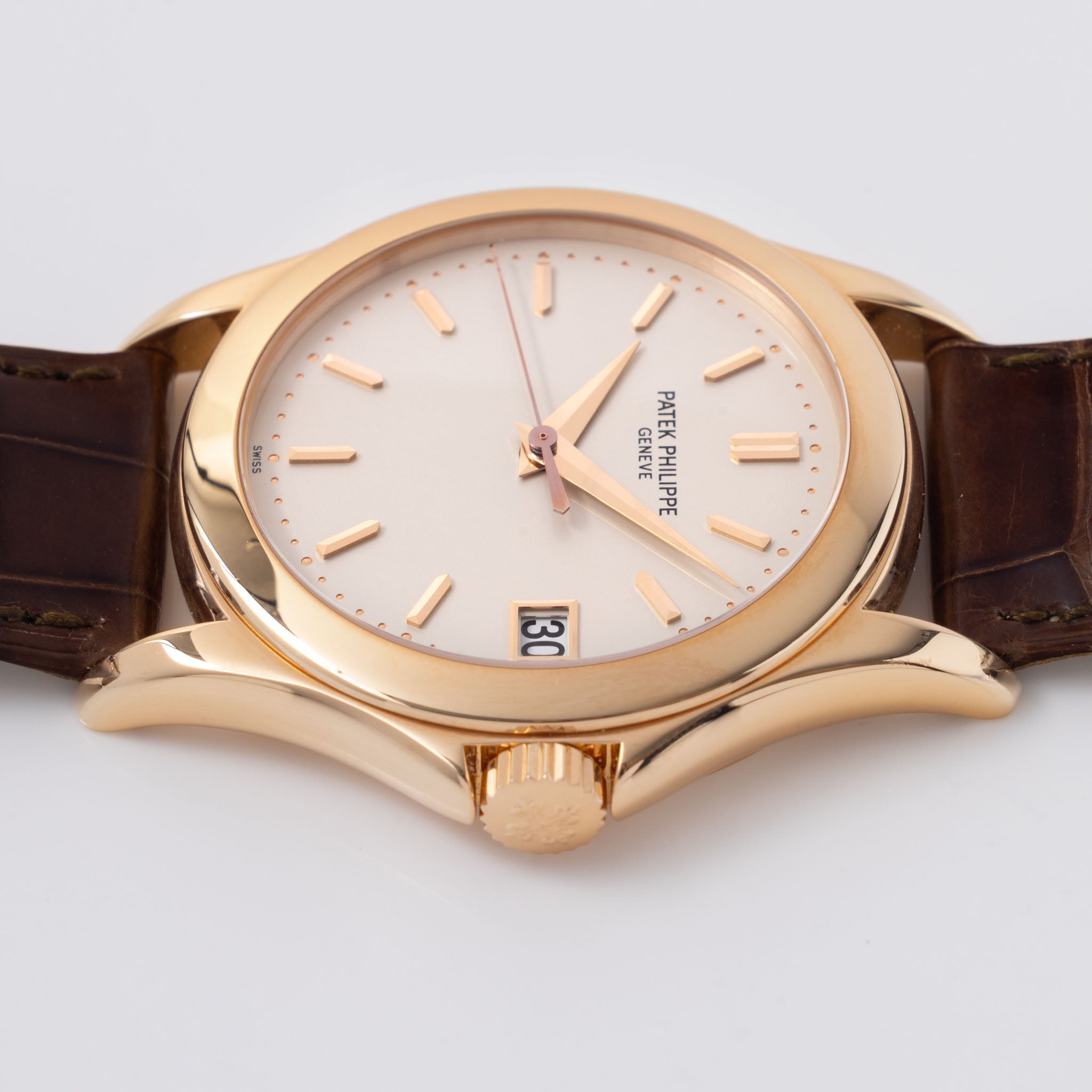 Patek Philippe Calatrava 5107R in 18k Rose Gołd Box and Paper Set