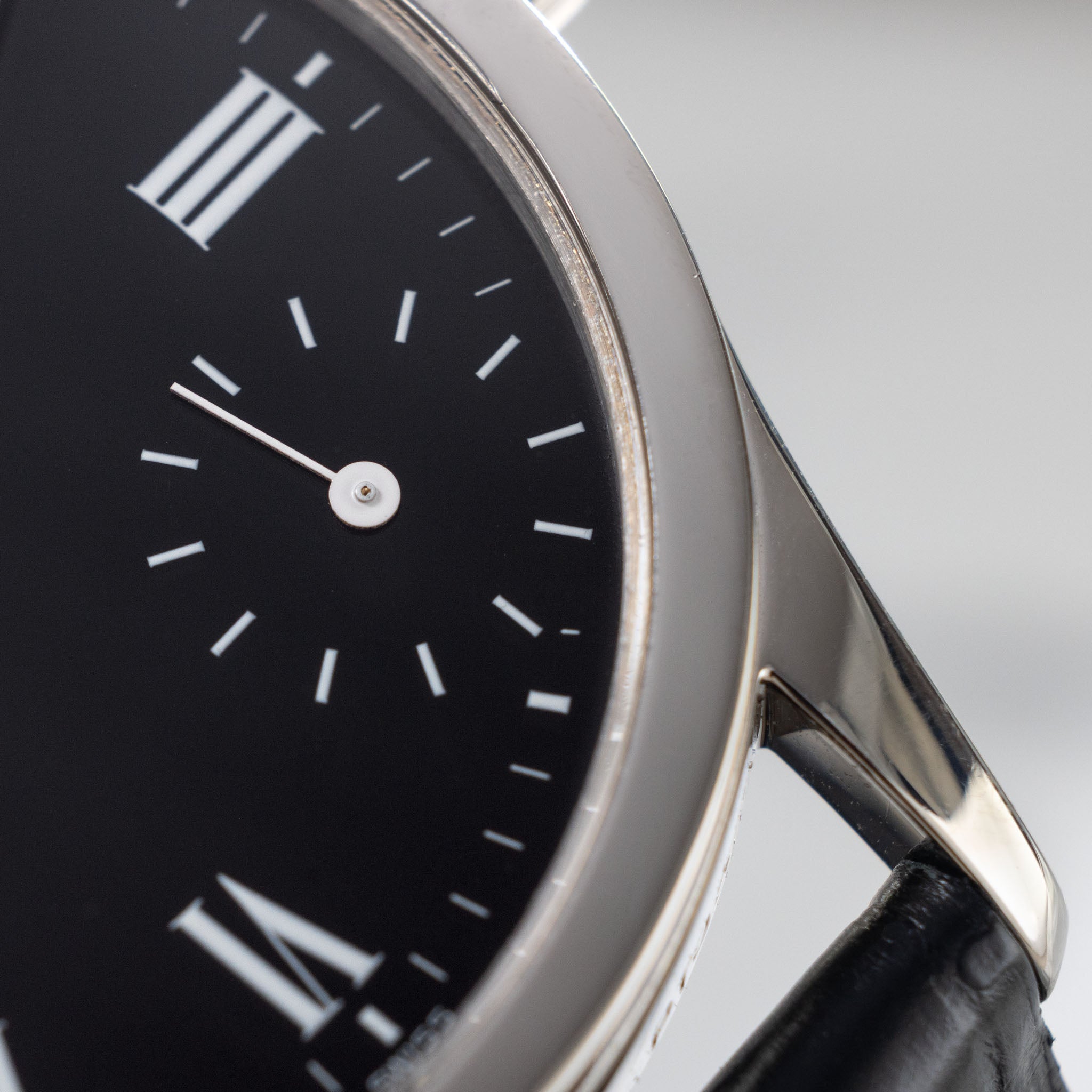 Patek Philippe Calatrava ref. 5026-011P Black Dial in Platinum Millennium limited Edition