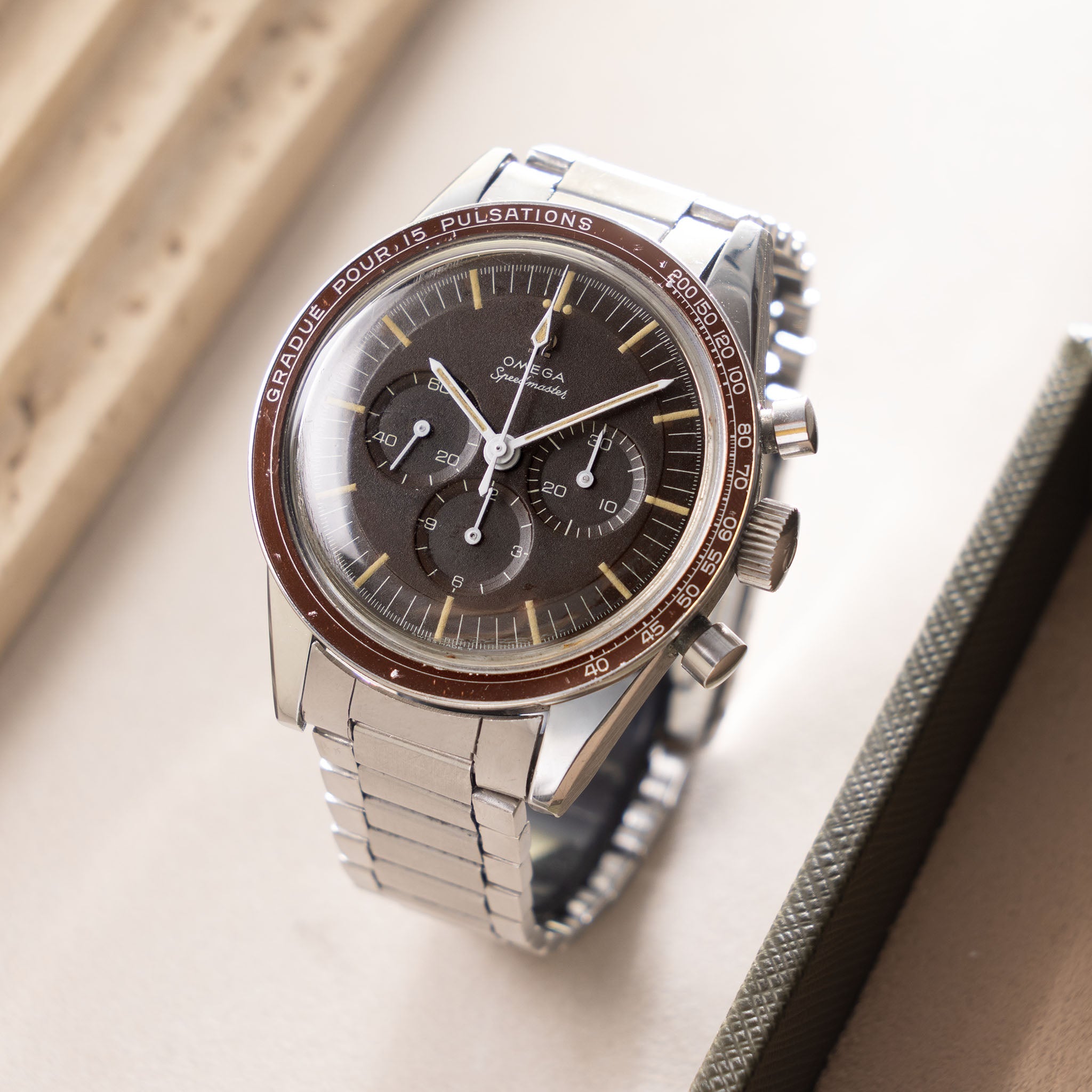 Omega Speedmaster 105.003 Ed White Tropical Brown Dial Pulsations Bezel with Extract of the Archives