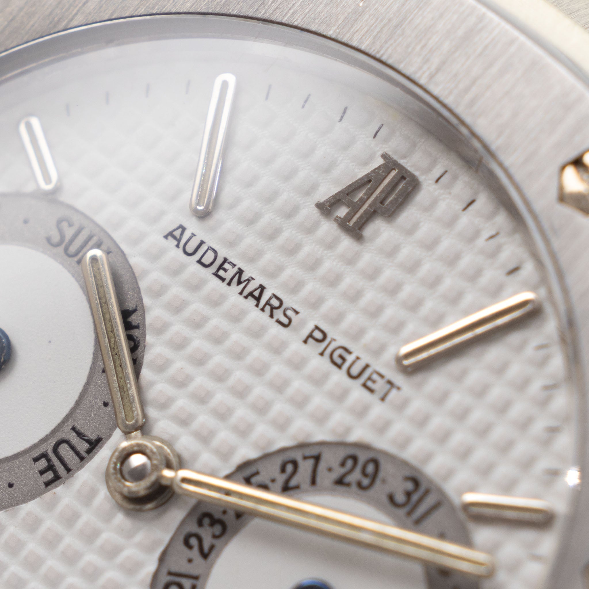 Audemars Piguet Royal Oak 25572ST Day-Date Owl White MK1 Dial