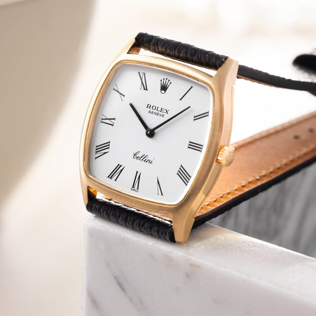 Rolex Cellini Ref. 3805 White Dial with Original Box in 18k Yellow Gold