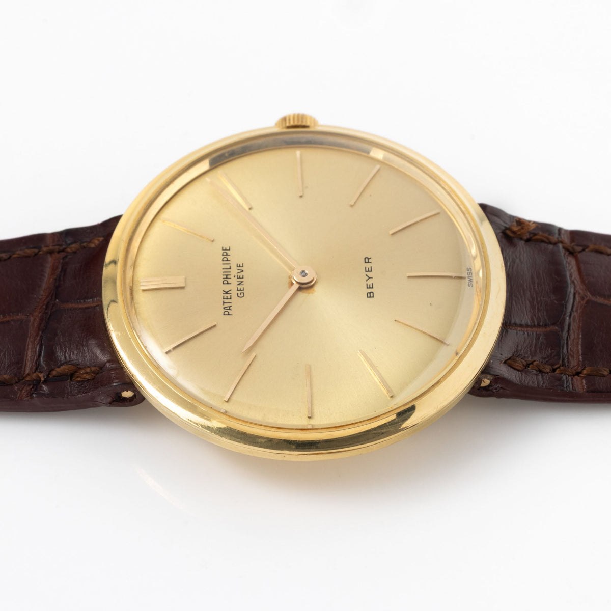 Patek Philippe Calatrava Disco Volante Ref. 2591J in 18k Yellow Gold with Sunburst Beyer Double-Signed Dial and Extract from the Archives