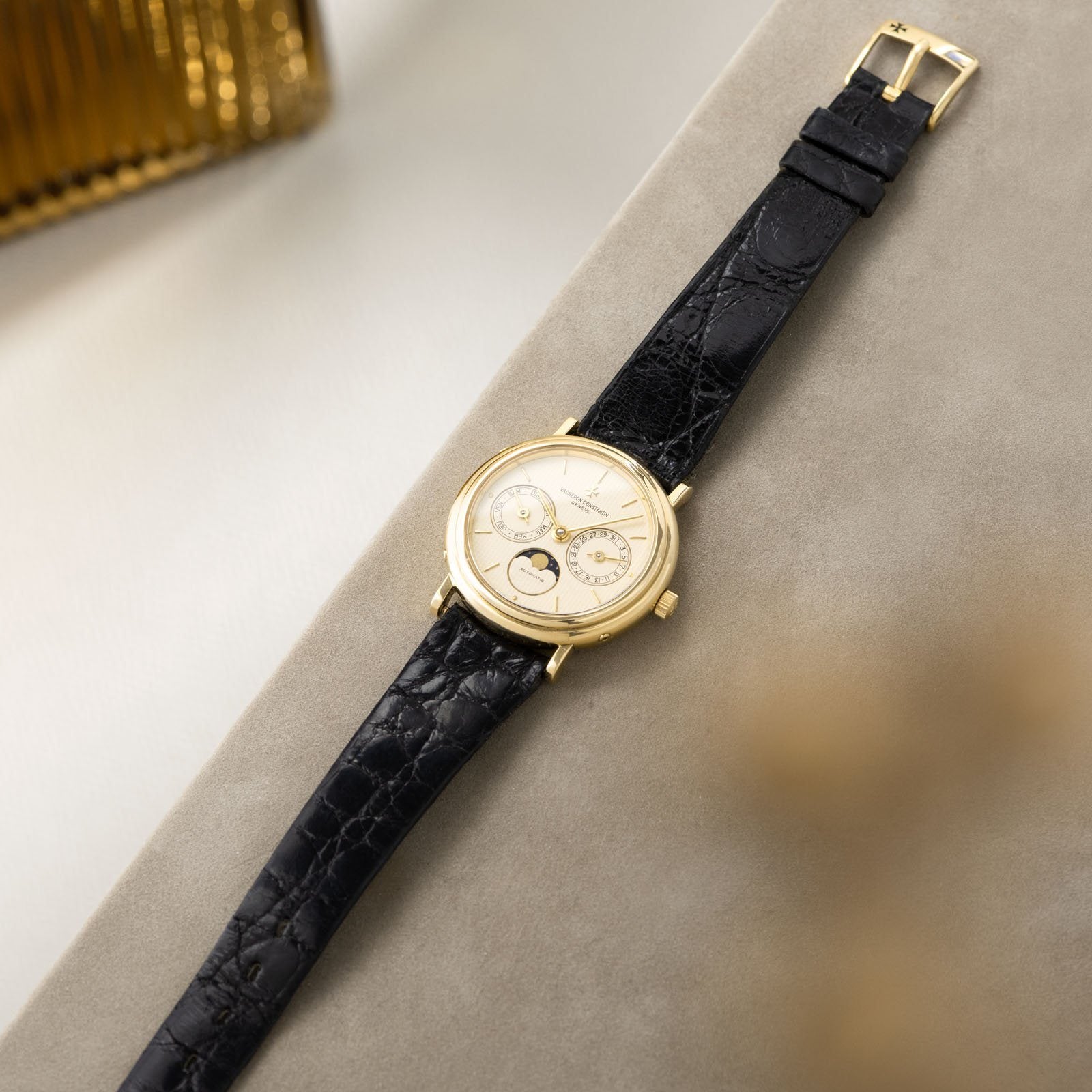 お客様★専用【VACHERON CONSTANTIN】ダイヤモンドウォッチ Vacheron Constantin Patrimony Calendar Moonphase 47009 18k YG with