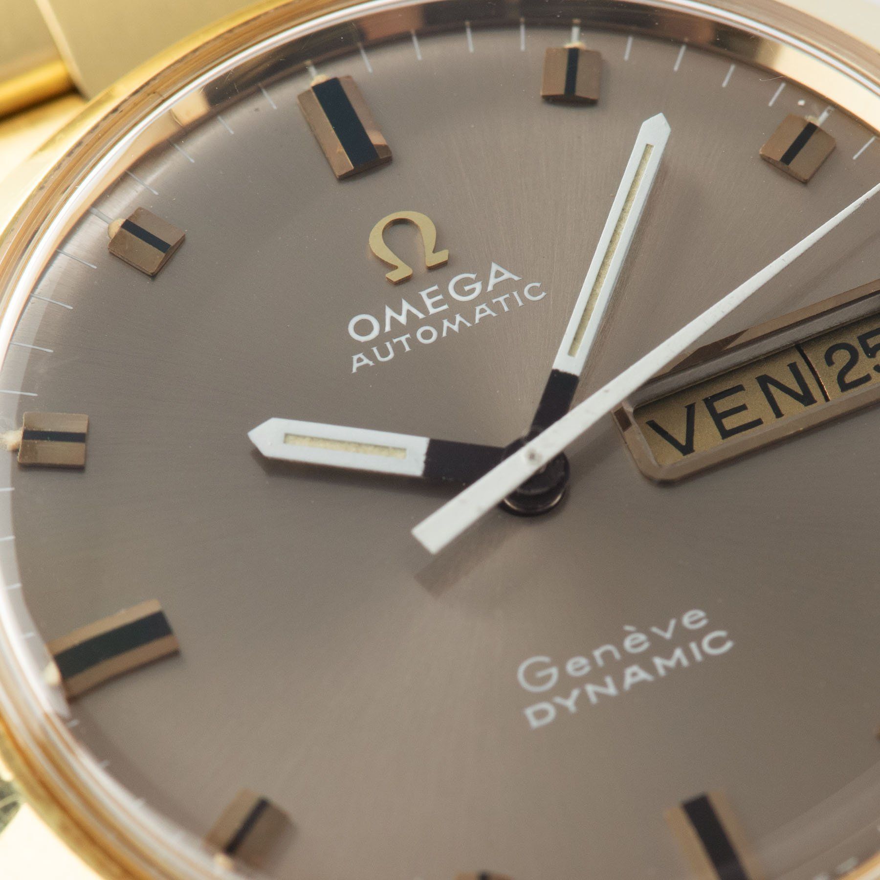 Omega Dynamic Yellow Gold Grey Dial