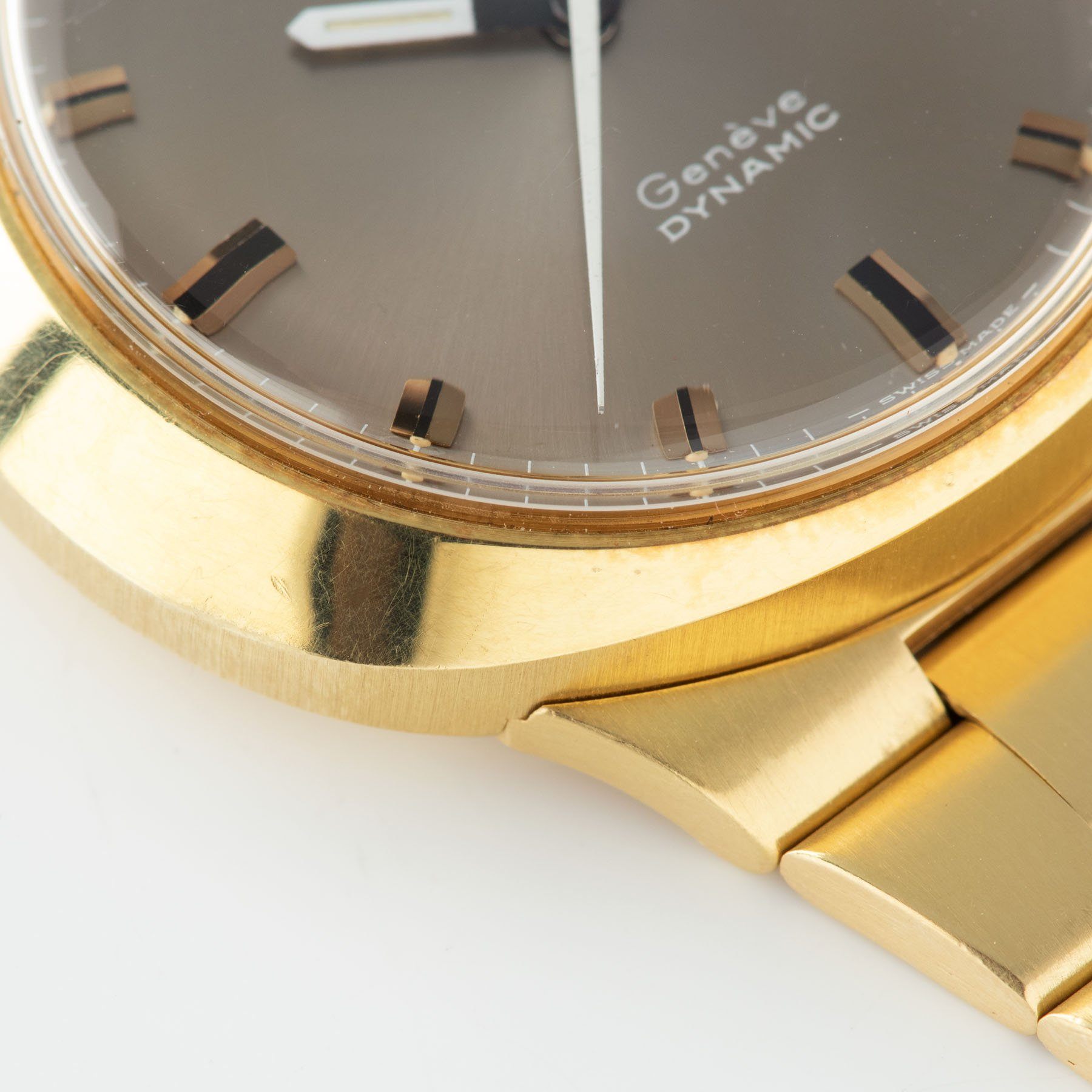 Omega Dynamic Yellow Gold Grey Dial