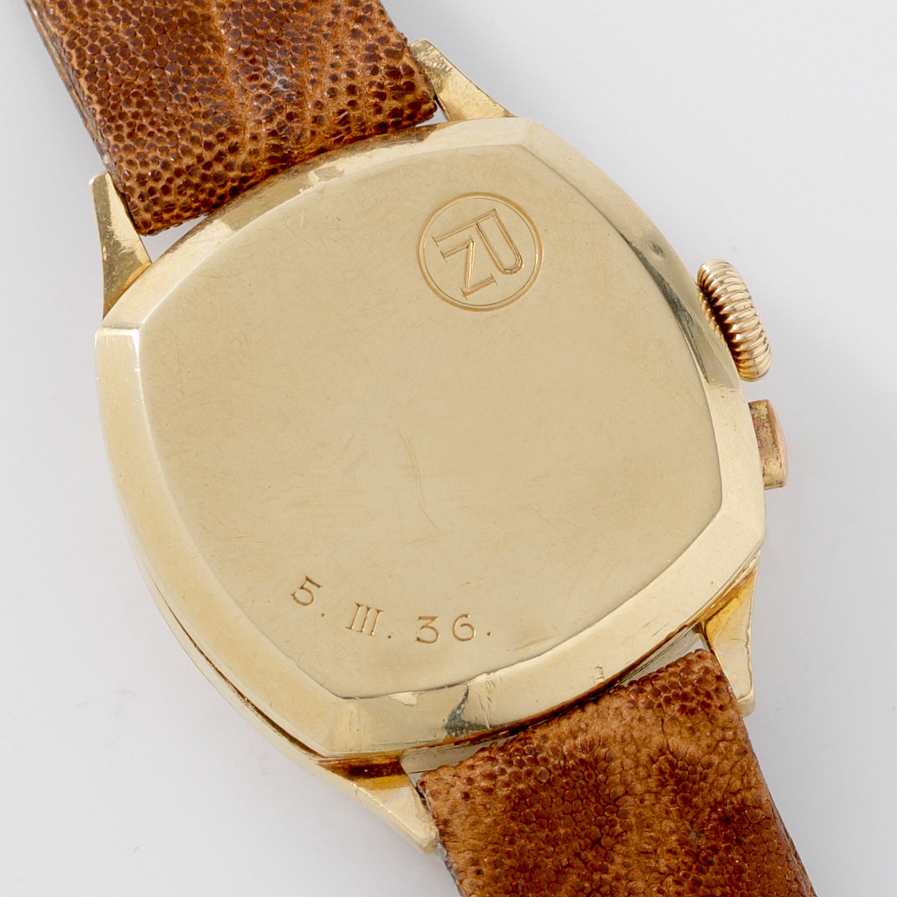 Omega Chronograph CK808 Yellow Gold Double Signed Pulsation Dial