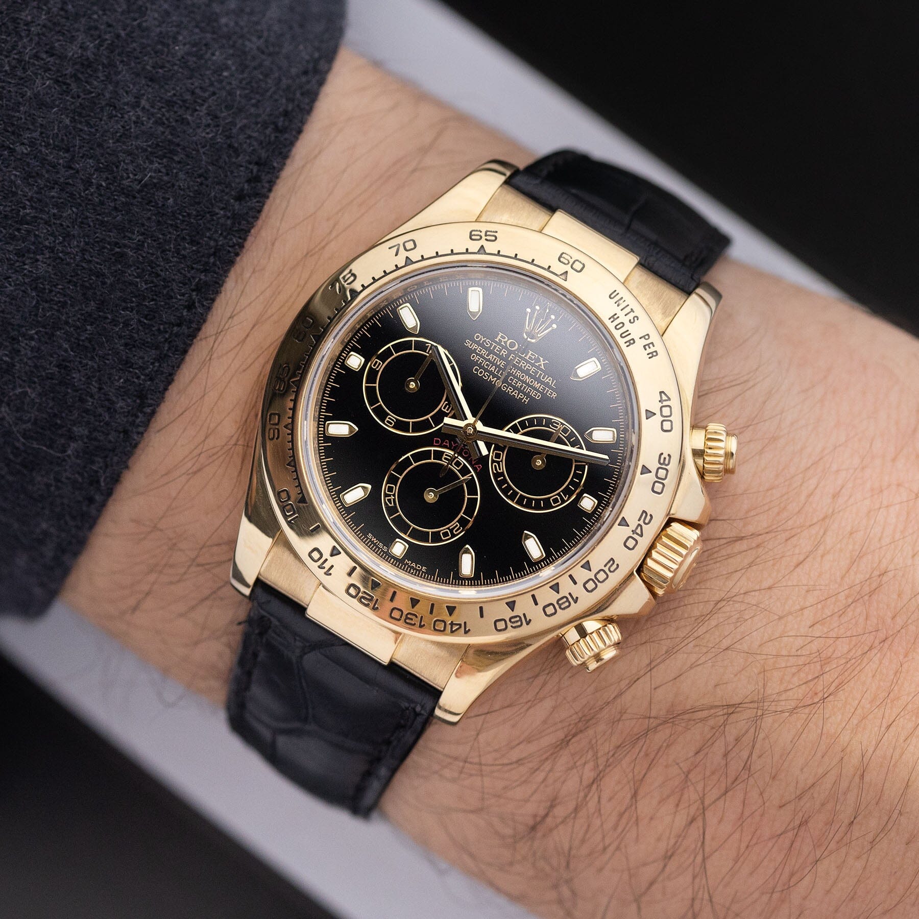Moden forbruger præst Rolex Daytona 116518 Yellow Gold Case Black Dial Leather Strap – Bulang and  Sons