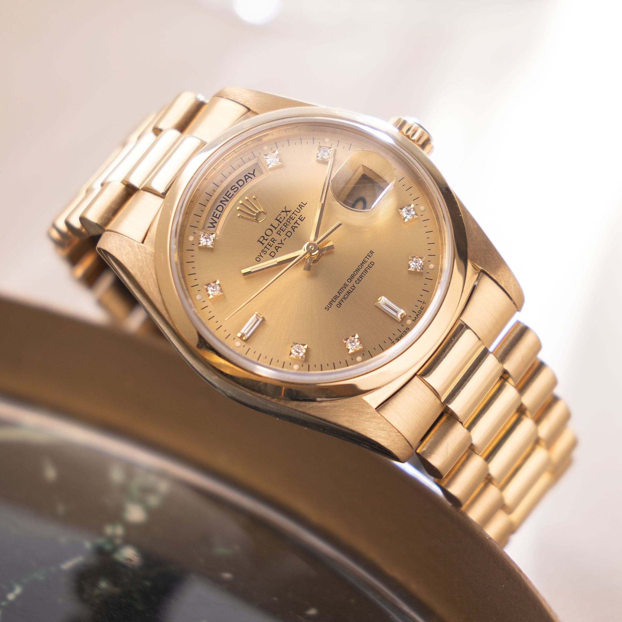 Rolex day date online superlative chronometer