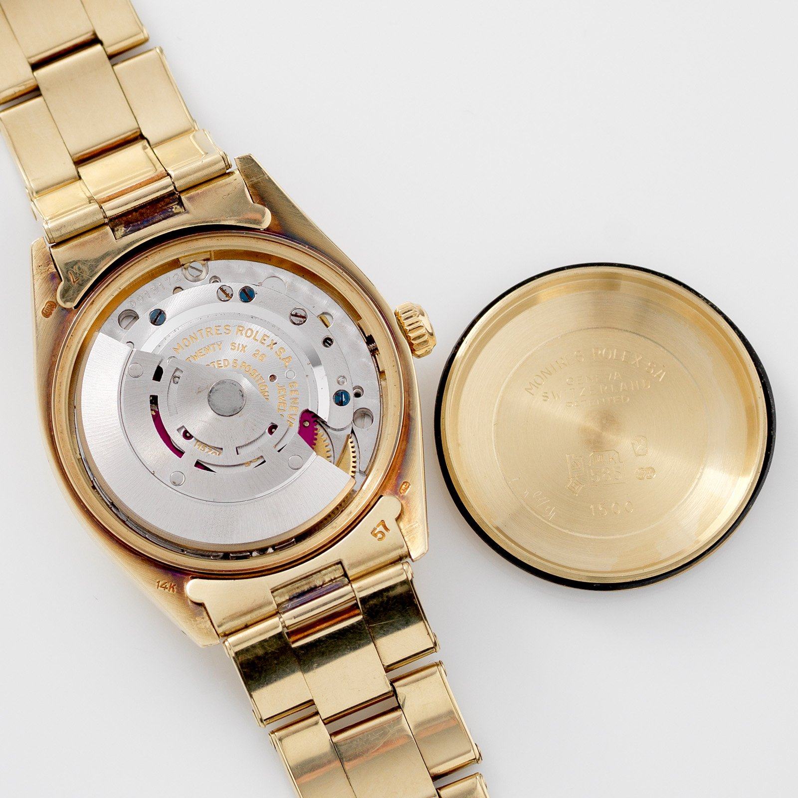 Rolex Yellow Gold Date Ref. 1500 Long Markers Dial