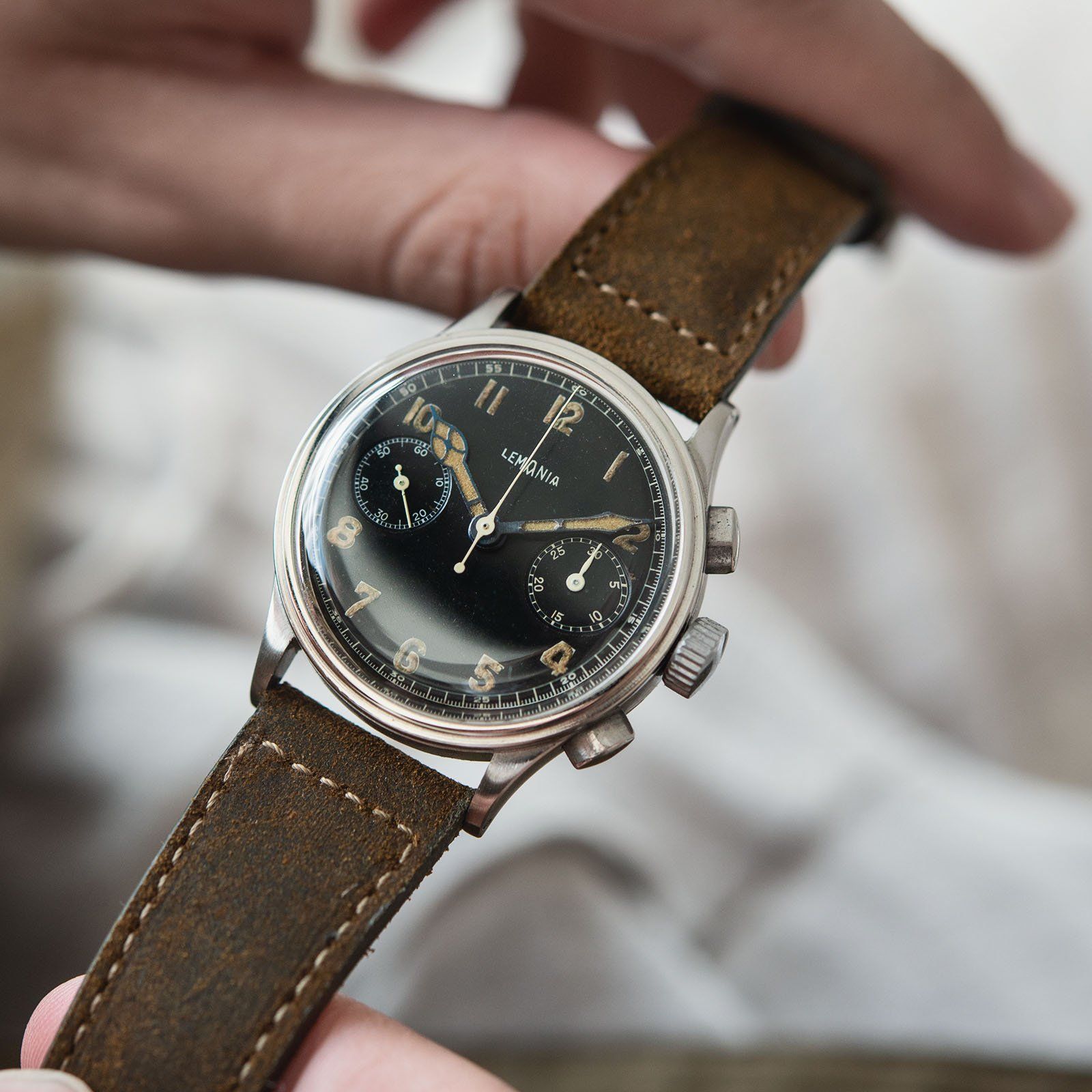 Lemania chronograph 2024 vintage