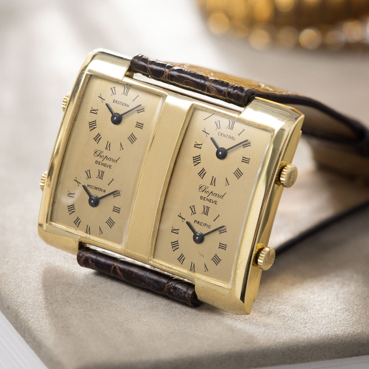 Morcci Dual Timezone Watch The H. Moser Heritage Dual Time main image 3