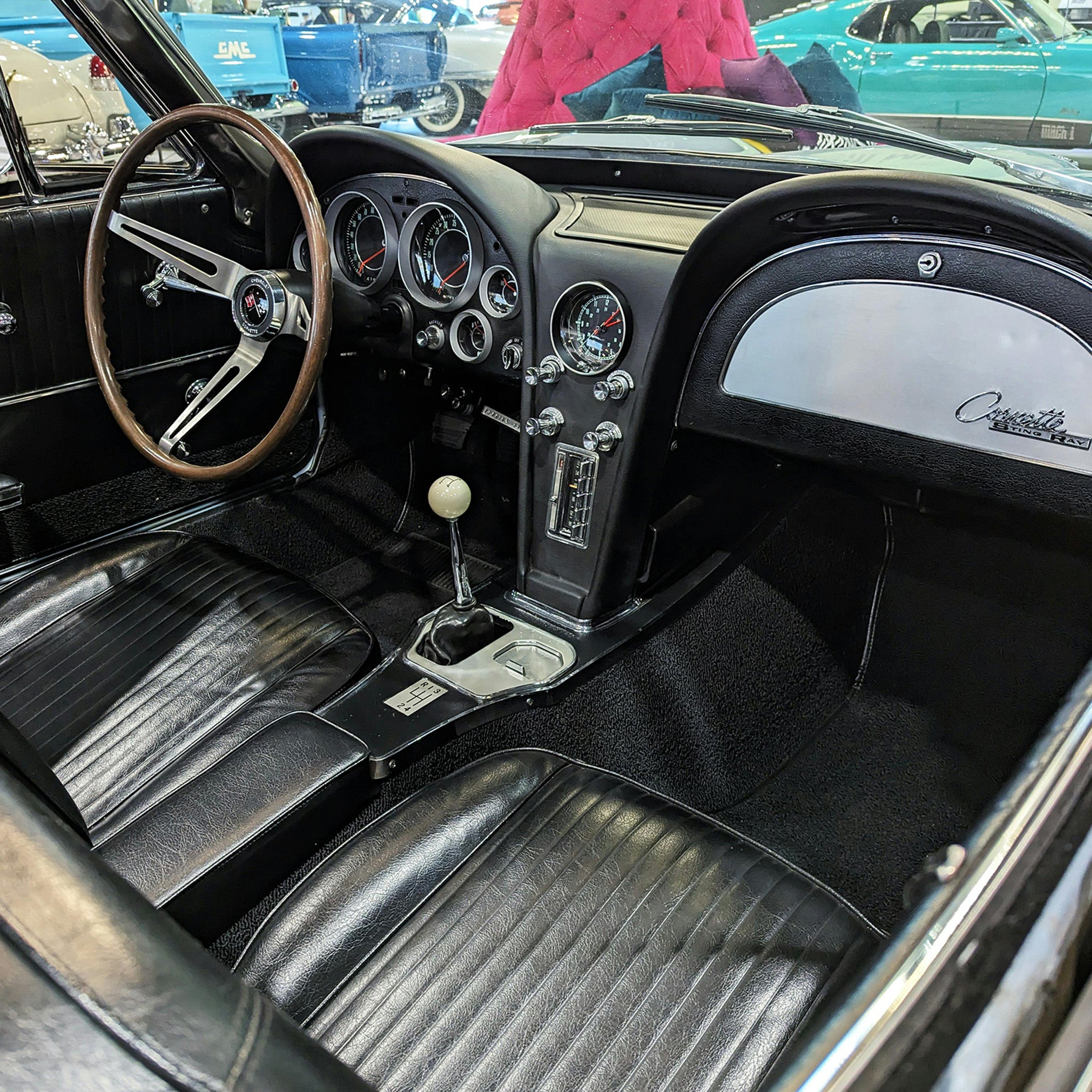 Corvette_Stingray_interior