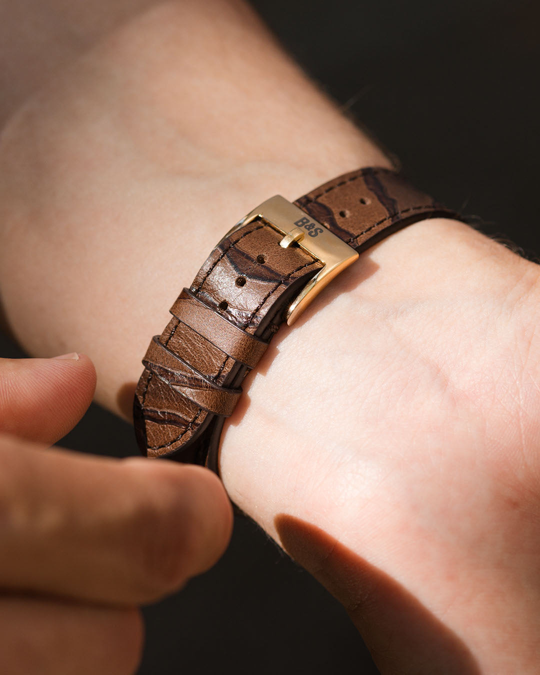 Finest_Brown_Structured_Leather_Watch_Strap_For_Vintage_Watches