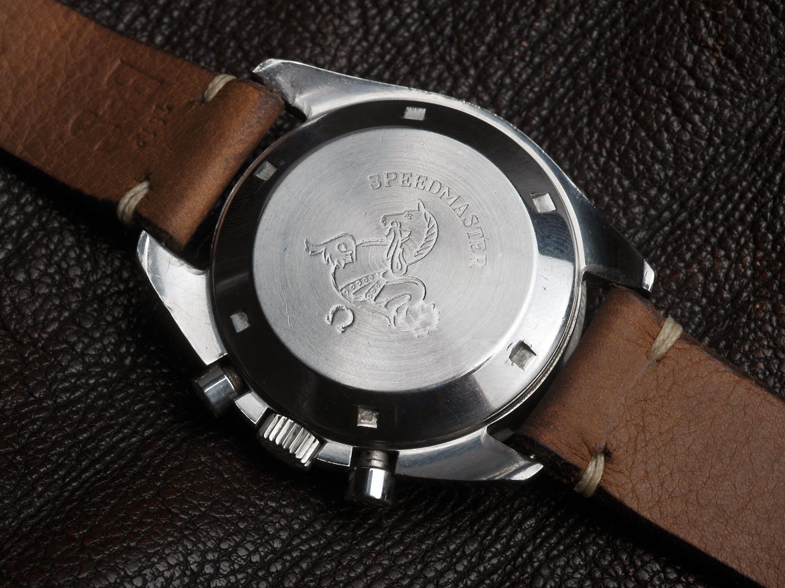 OMEGA SPEEDMASTER 1969