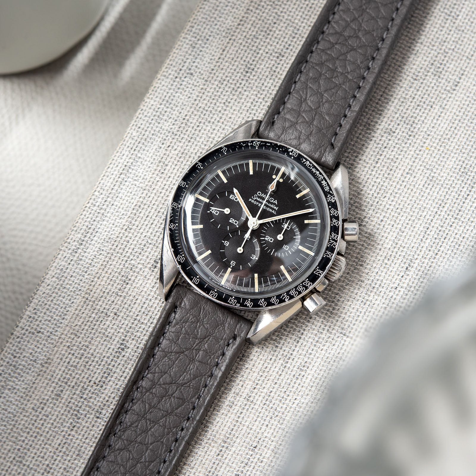 Taurillon Grey Heritage Leather Watch Strap