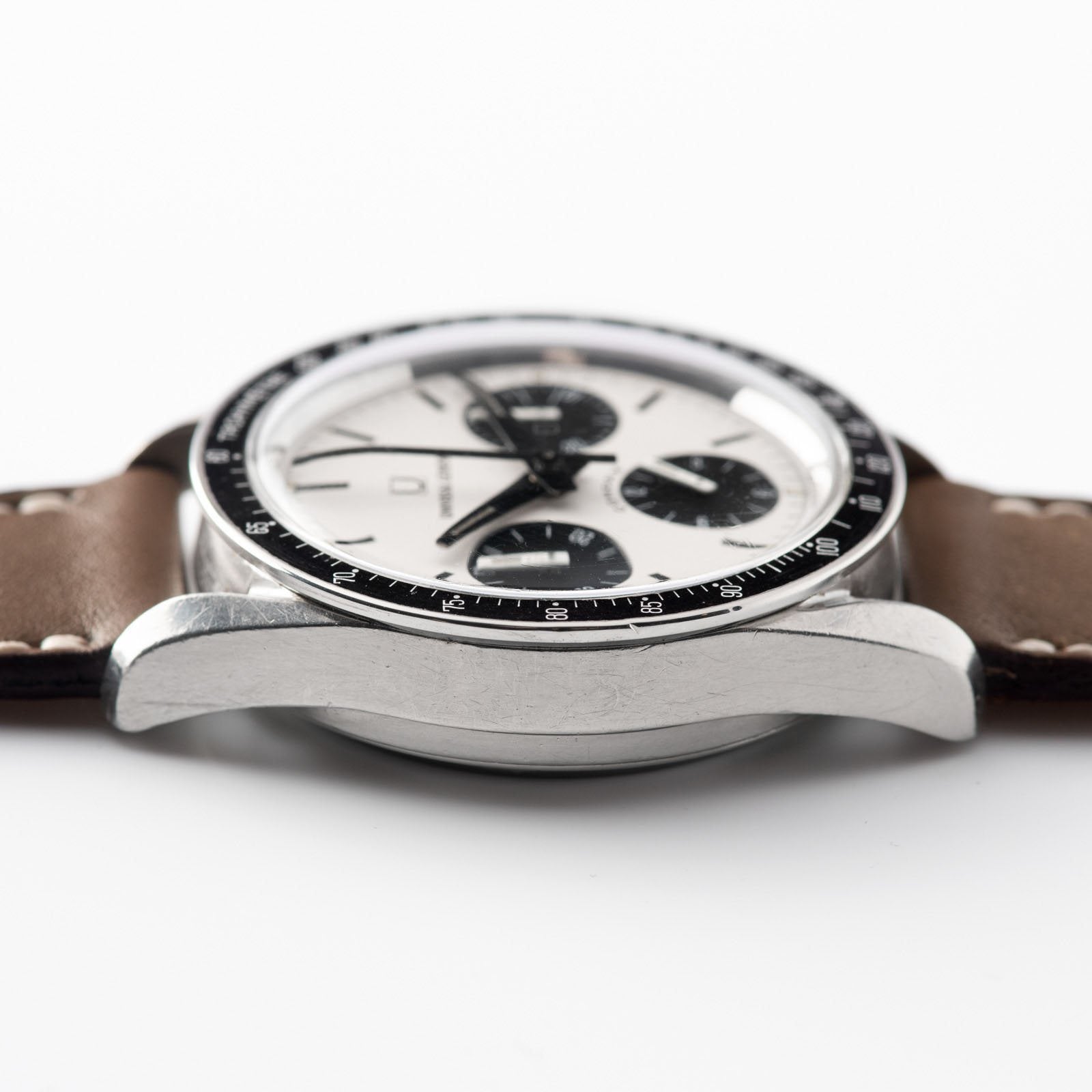 Universal Geneve Compax Nina Rindt Reference 885103012