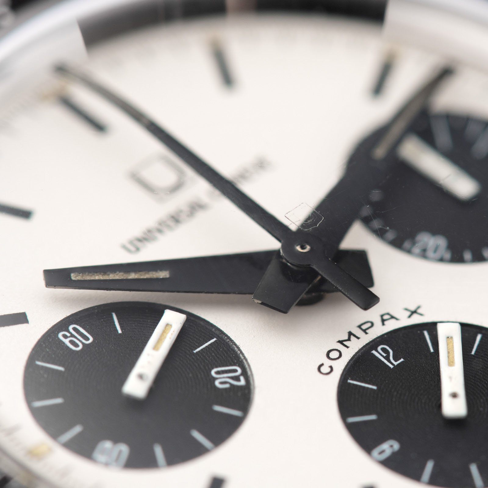 Universal Geneve Compax Nina Rindt Reference 885103012