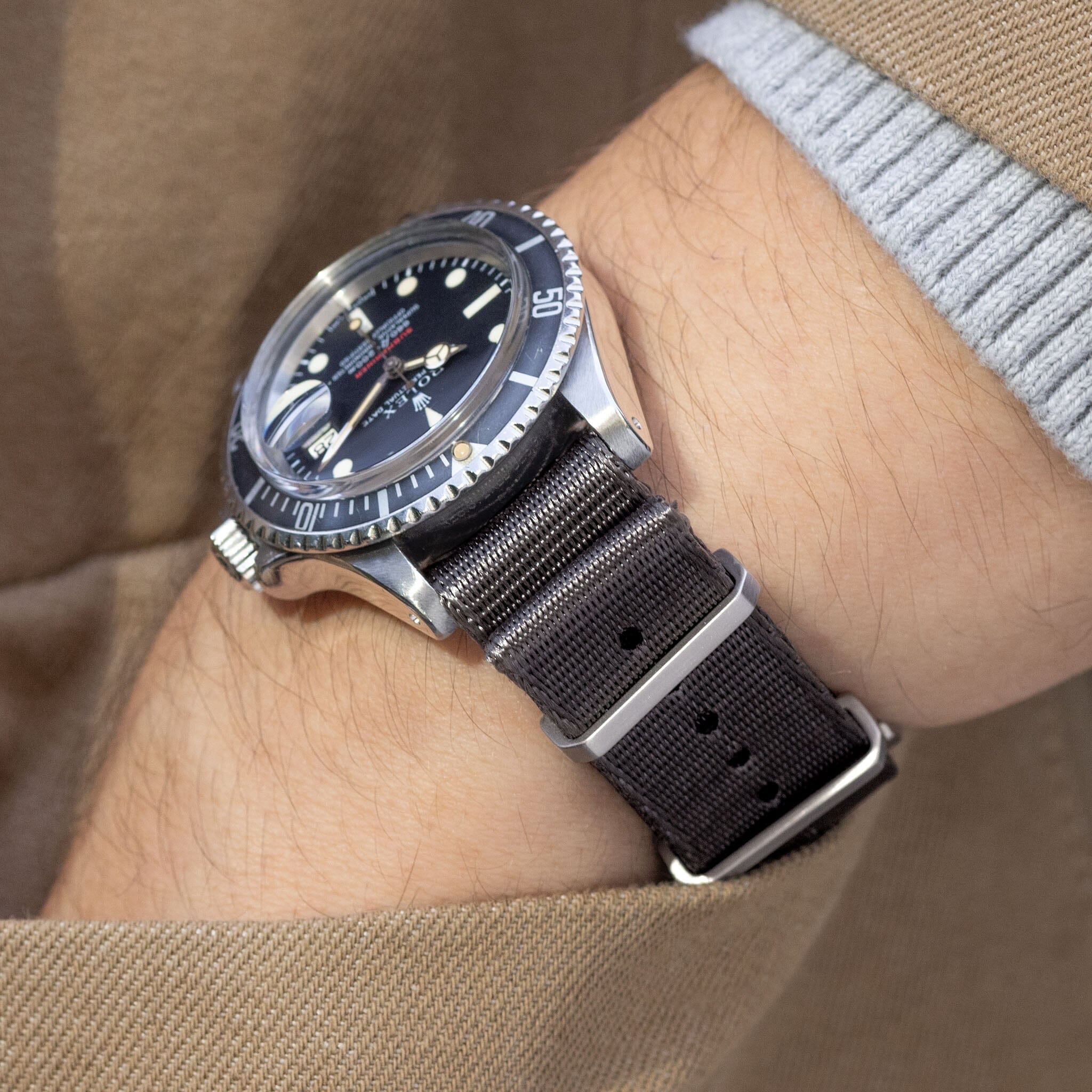 Deluxe Nylon Nato Watch Strap Navy Blue - Gold