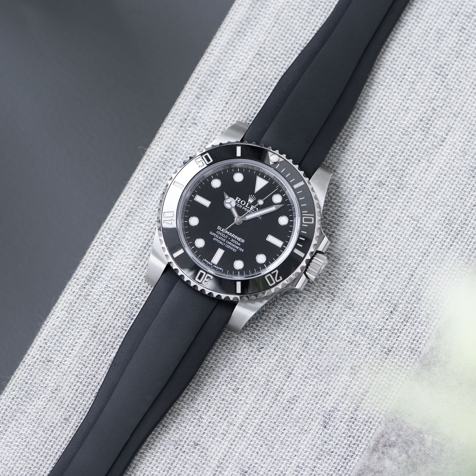 Rolex サブマリーナ Everest エベレスト ラバーバンド ブラック Everest Curved End Black Rubber Strap - ONLY For Modern Rolex With Dep