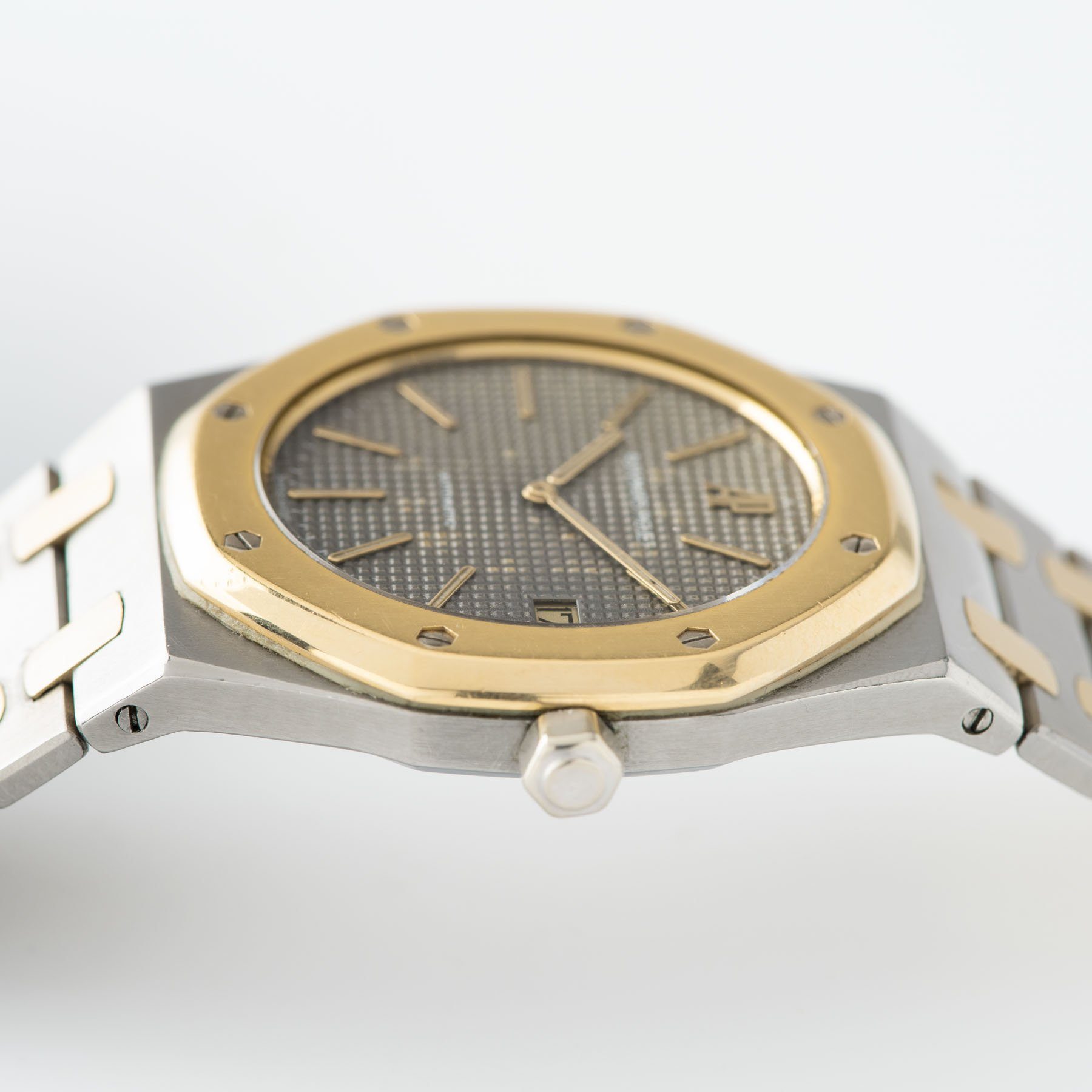 Audemars Piguet Jumbo Royal Oak Steel and  Gold ref.5402SA