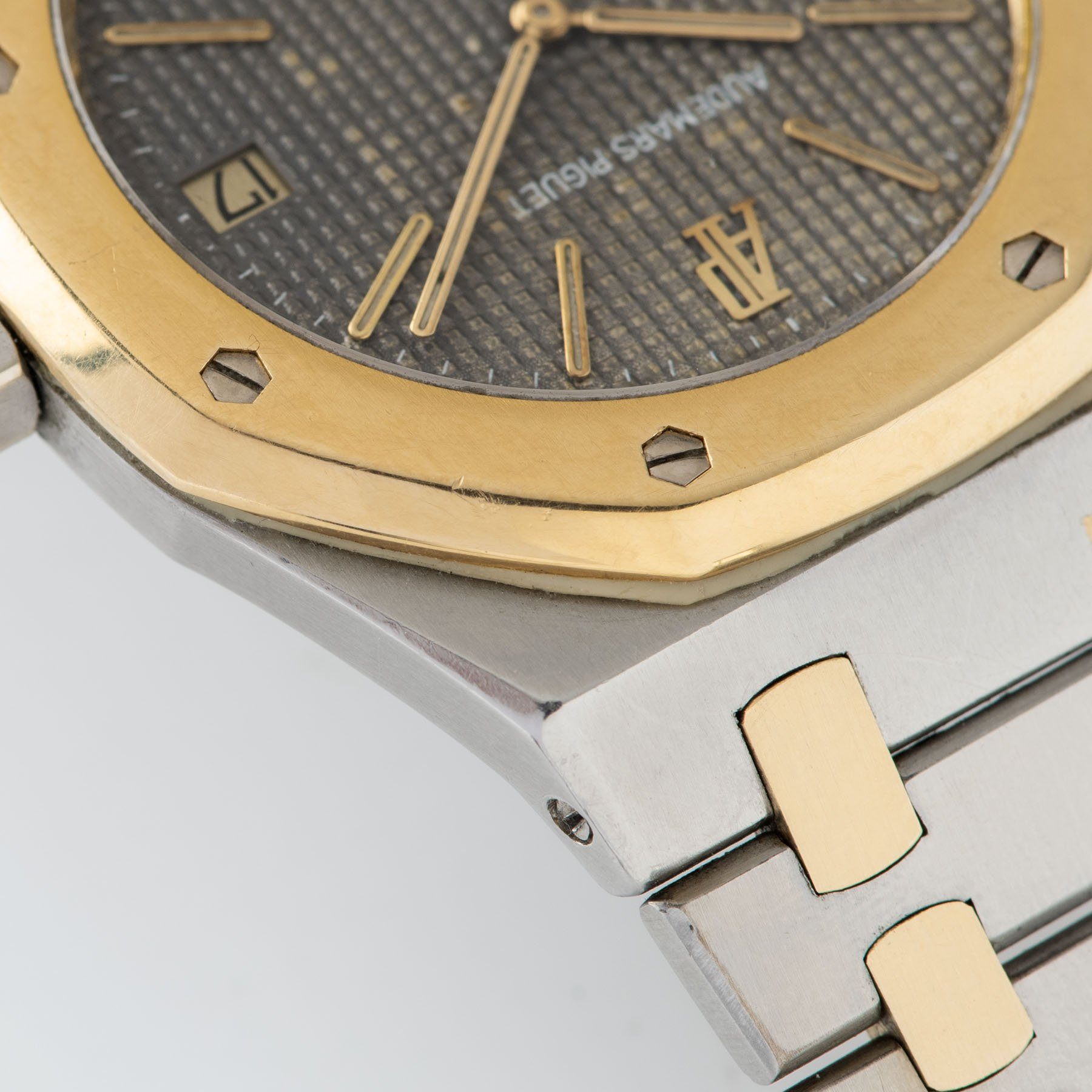 Audemars Piguet Jumbo Royal Oak Steel and  Gold ref.5402SA
