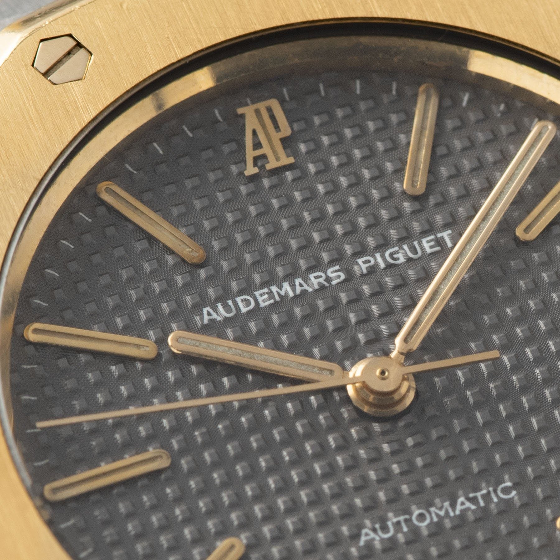 Audemars Piguet Royal Oak Steel and Gold ref 14486SA Audemars Piguet Royal Oak Steel and Gold ref 14486SA