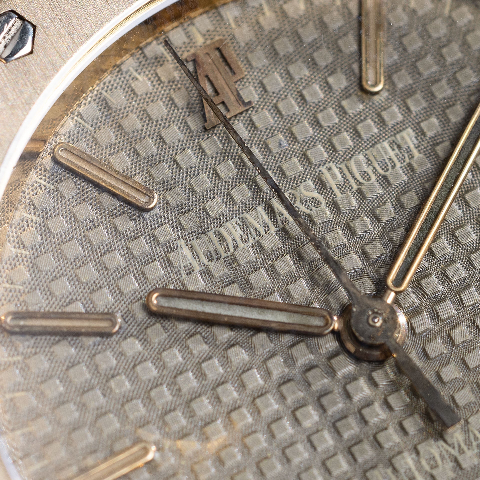 Audemars Piguet Royal Oak 15000SA Steel and Gold Tropical Dial\