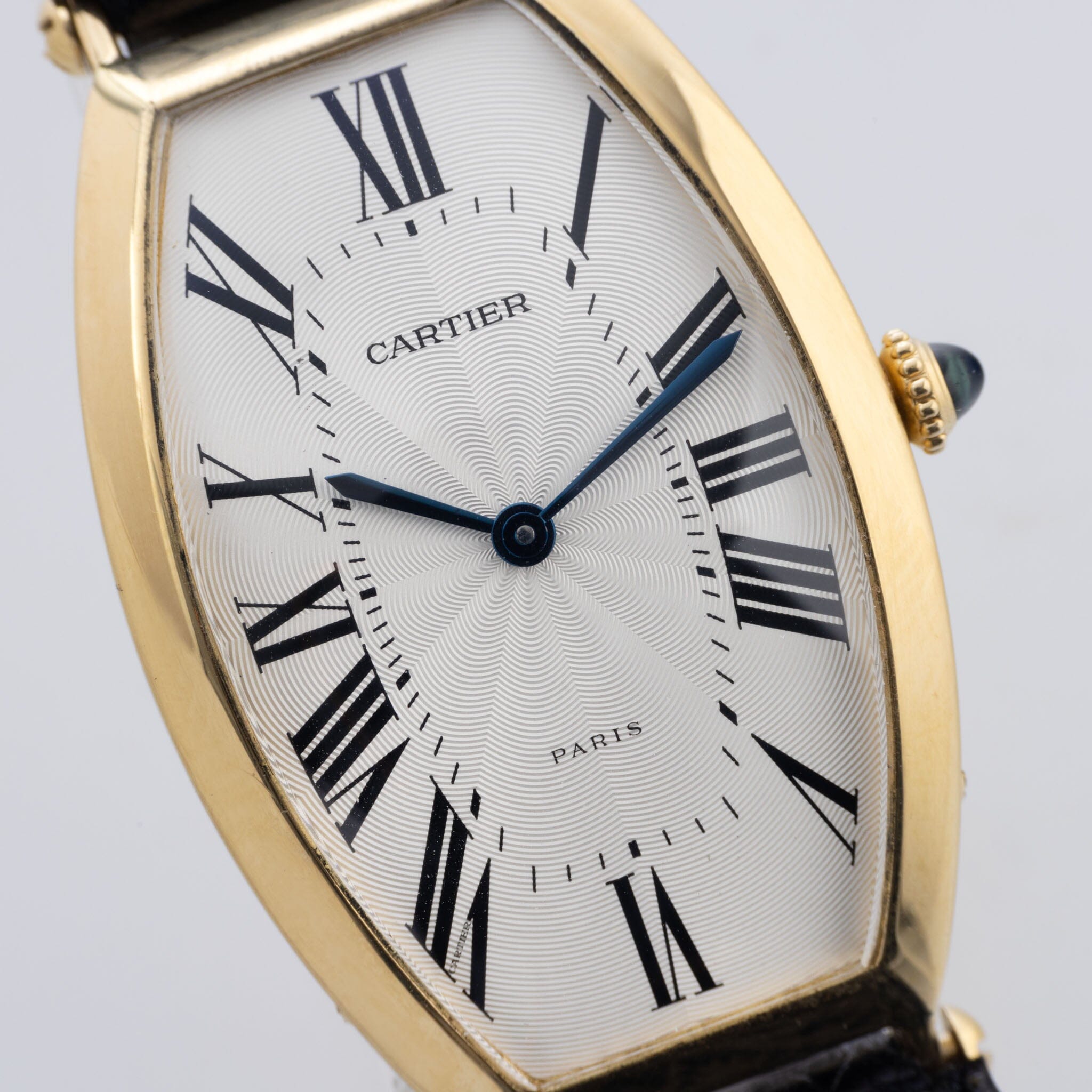 Cartier Paris Tonneau 18kt Yellow Gold “Paris “Dial