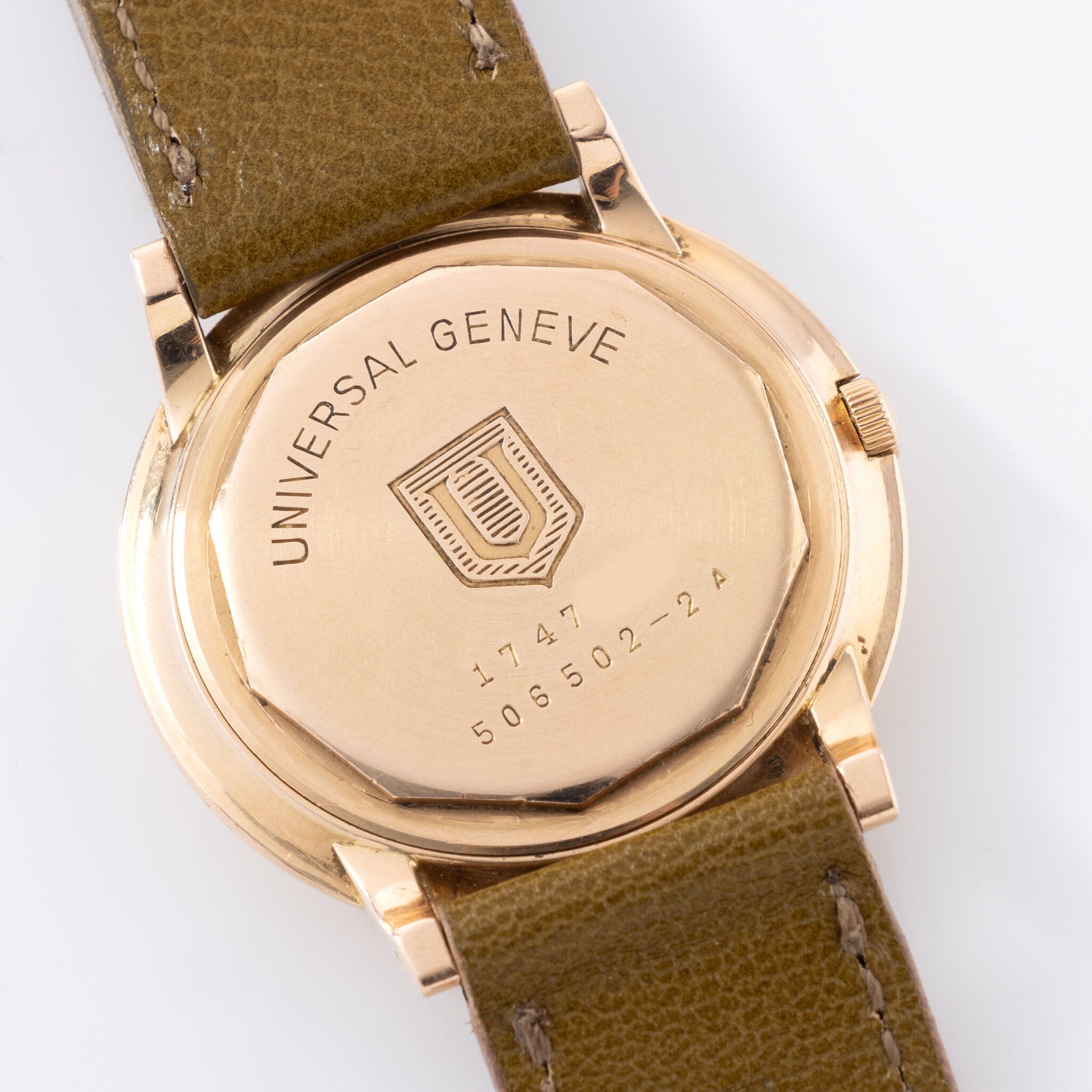Universal Genève Saudi Armed Forces Dial 14kt Red Gold ref 506502-2a