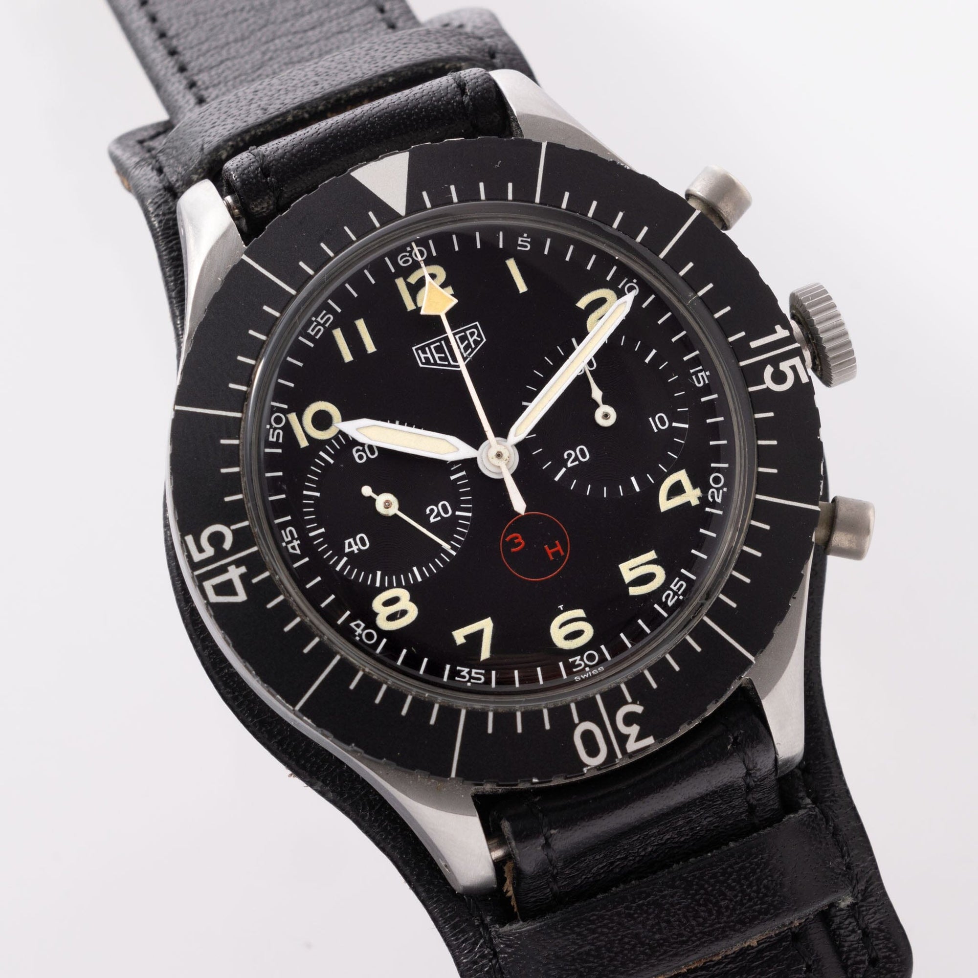 Heuer Chronograph Bundeswehr Issued Chrono 1550SG 3H