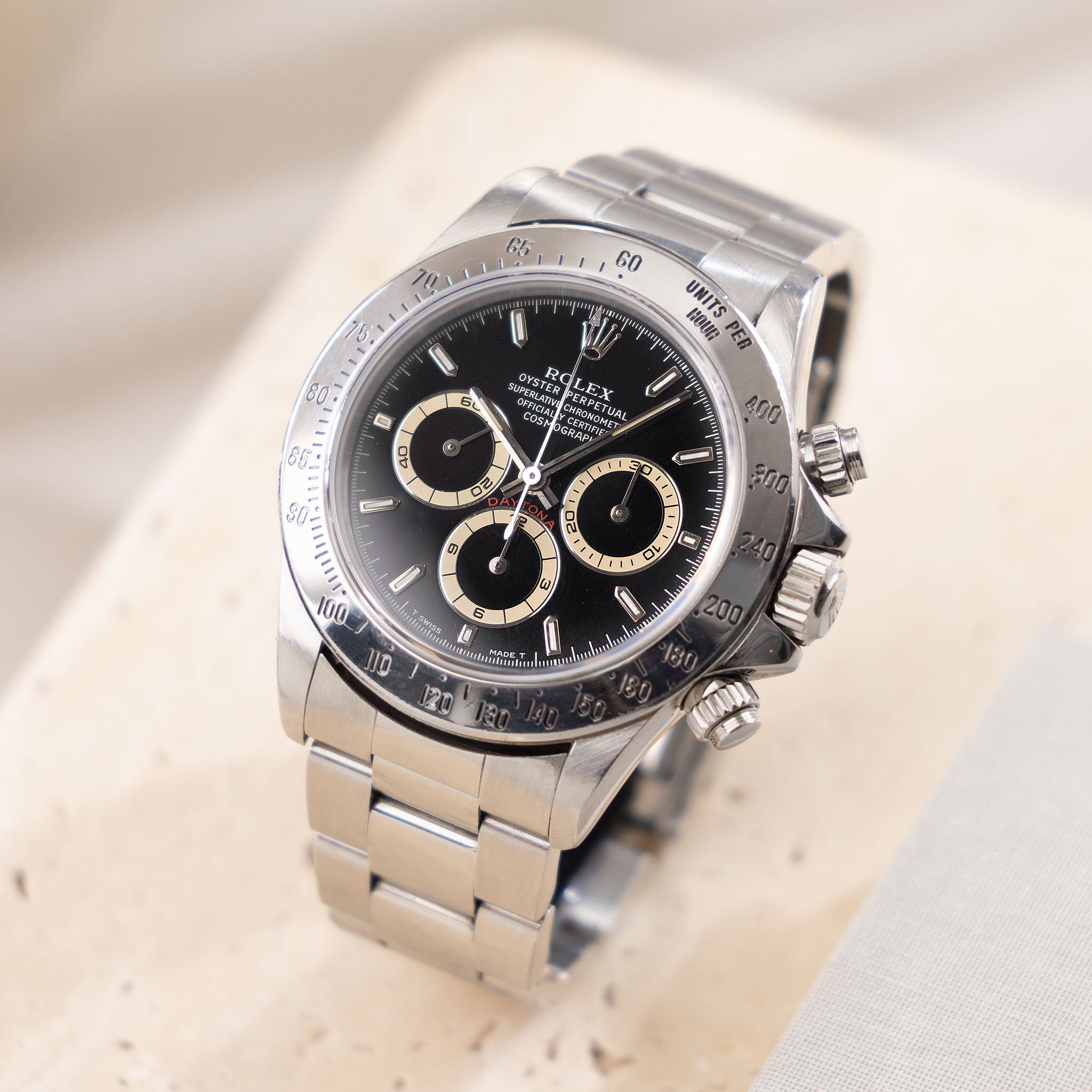 Rolex Cosmograph Daytona Black Dial Box and Papers Ref. 16520