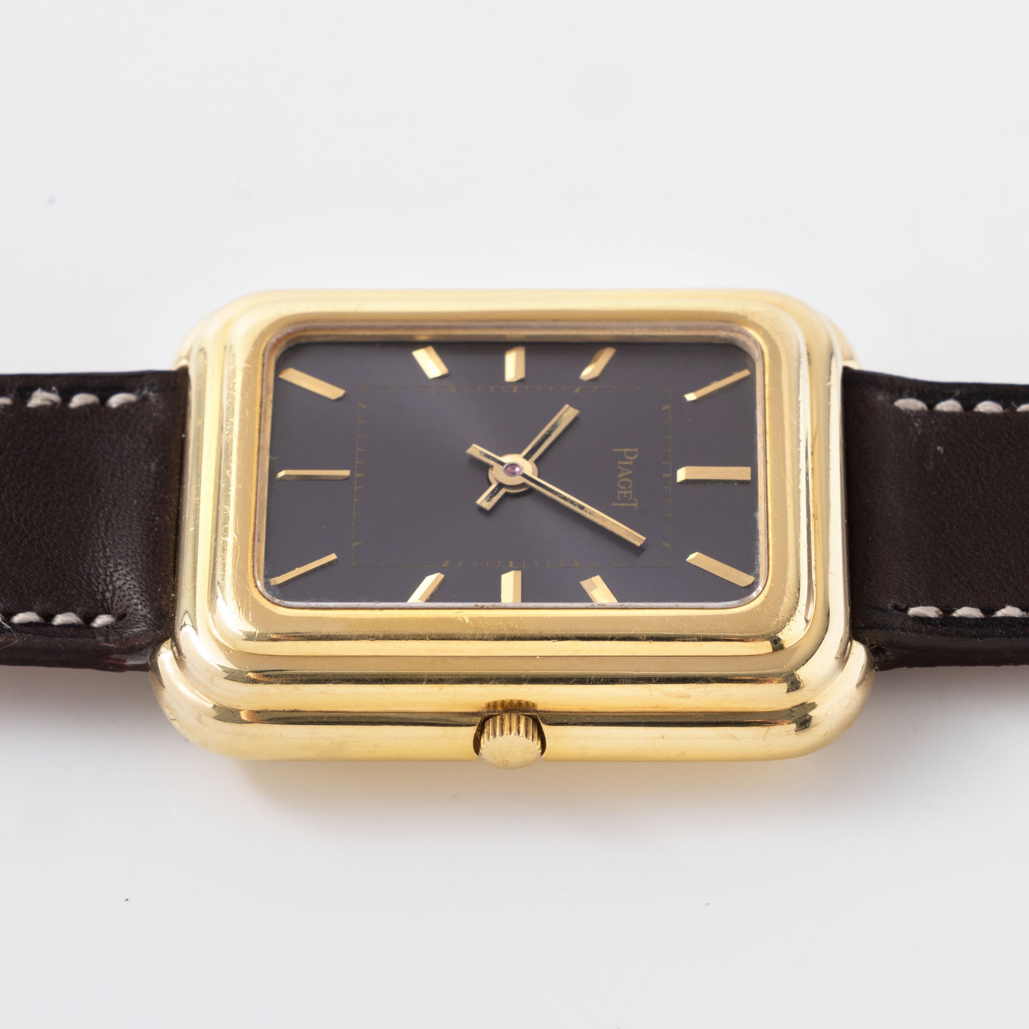 Piaget Grey Dial Beta 21 reference 14101 in 18k yellow gold